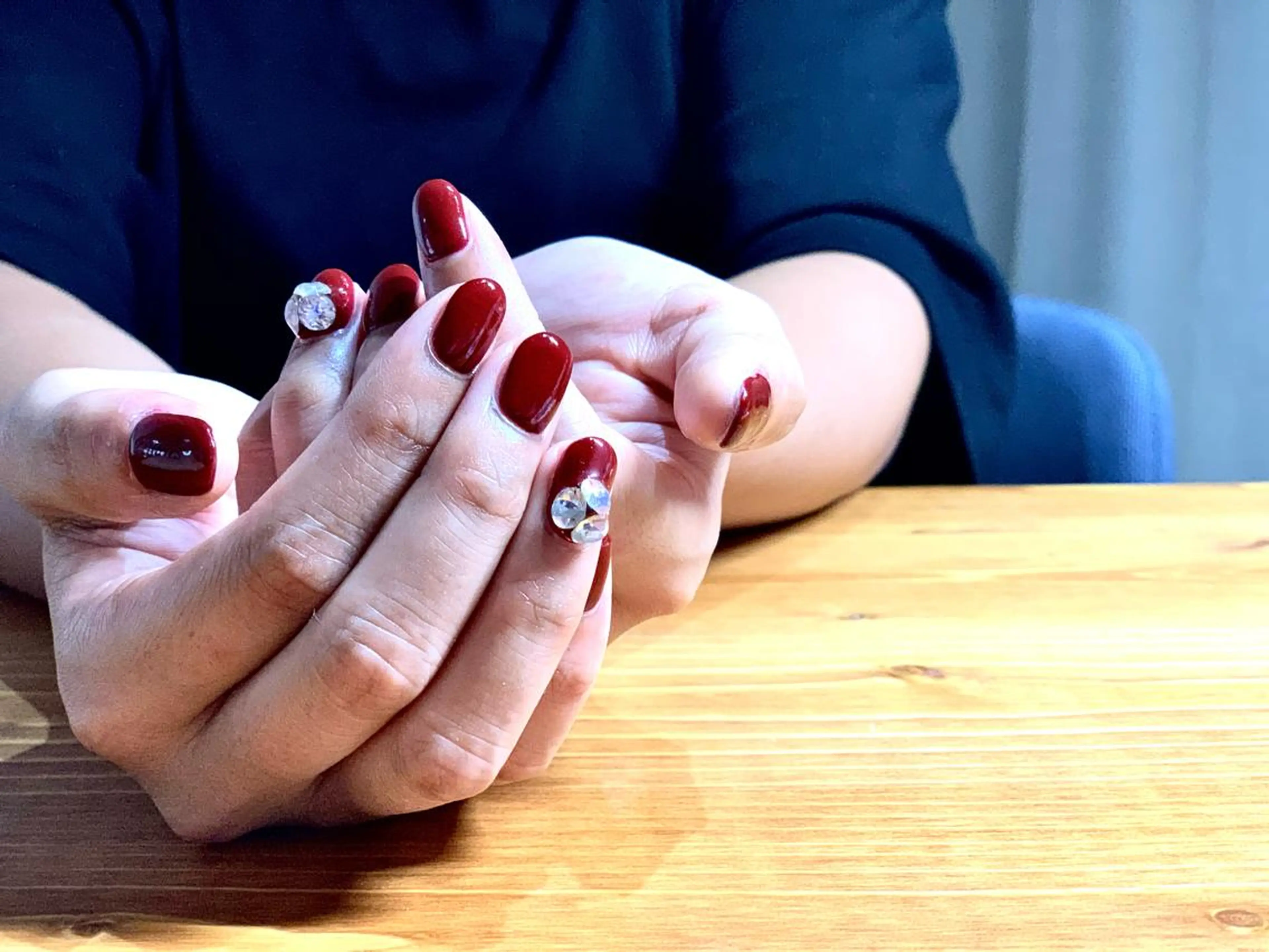 ネイル シンプルネイル ストーンネイル aime 中崎町のネイルデザイン