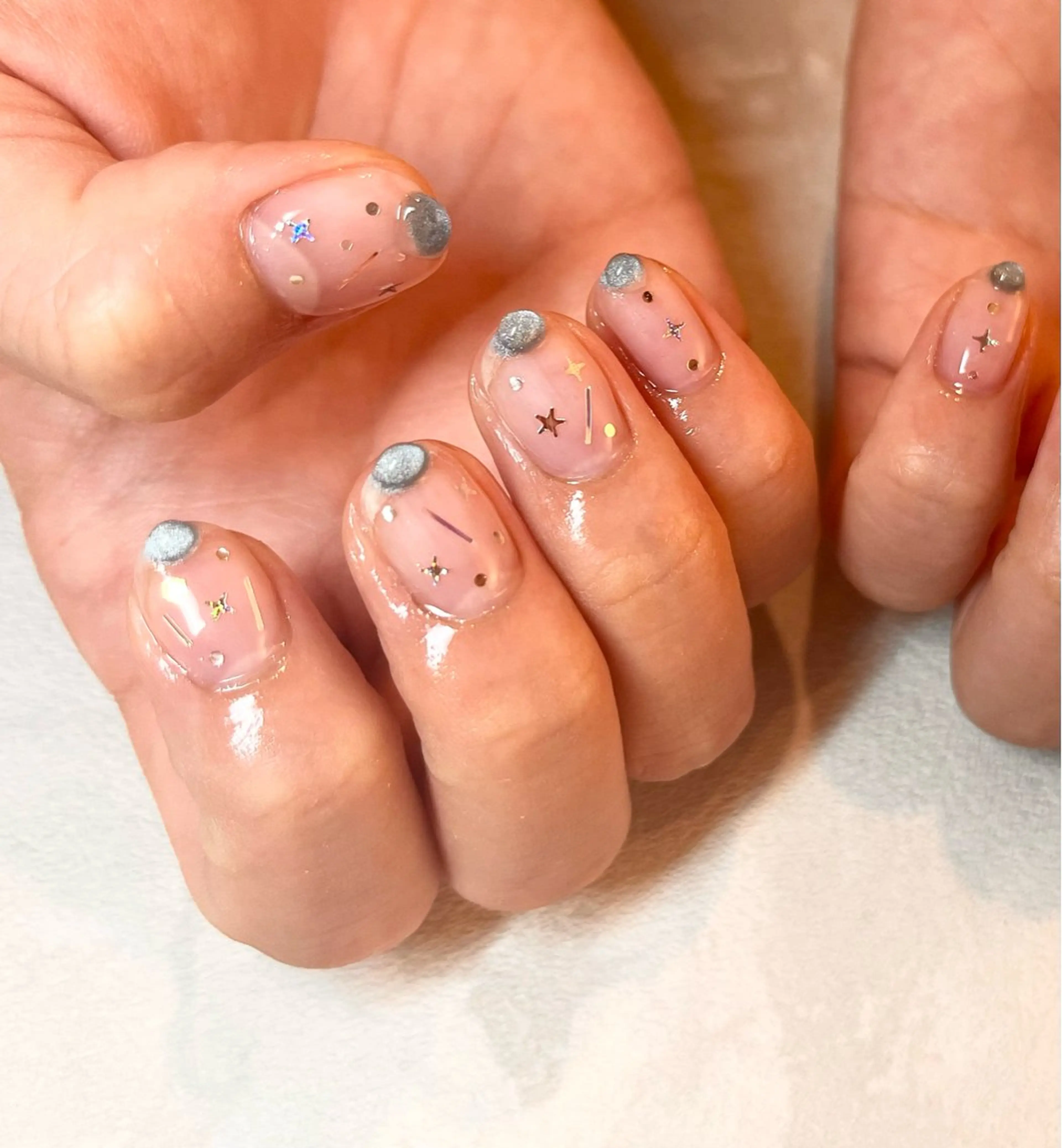 ネイル アートネイル ぷっくりネイル シンプルネイル ハンドネイル AT.1011(アトリエテンイレブン)所属・AT.1011 (ハルカ)のネイルデザイン