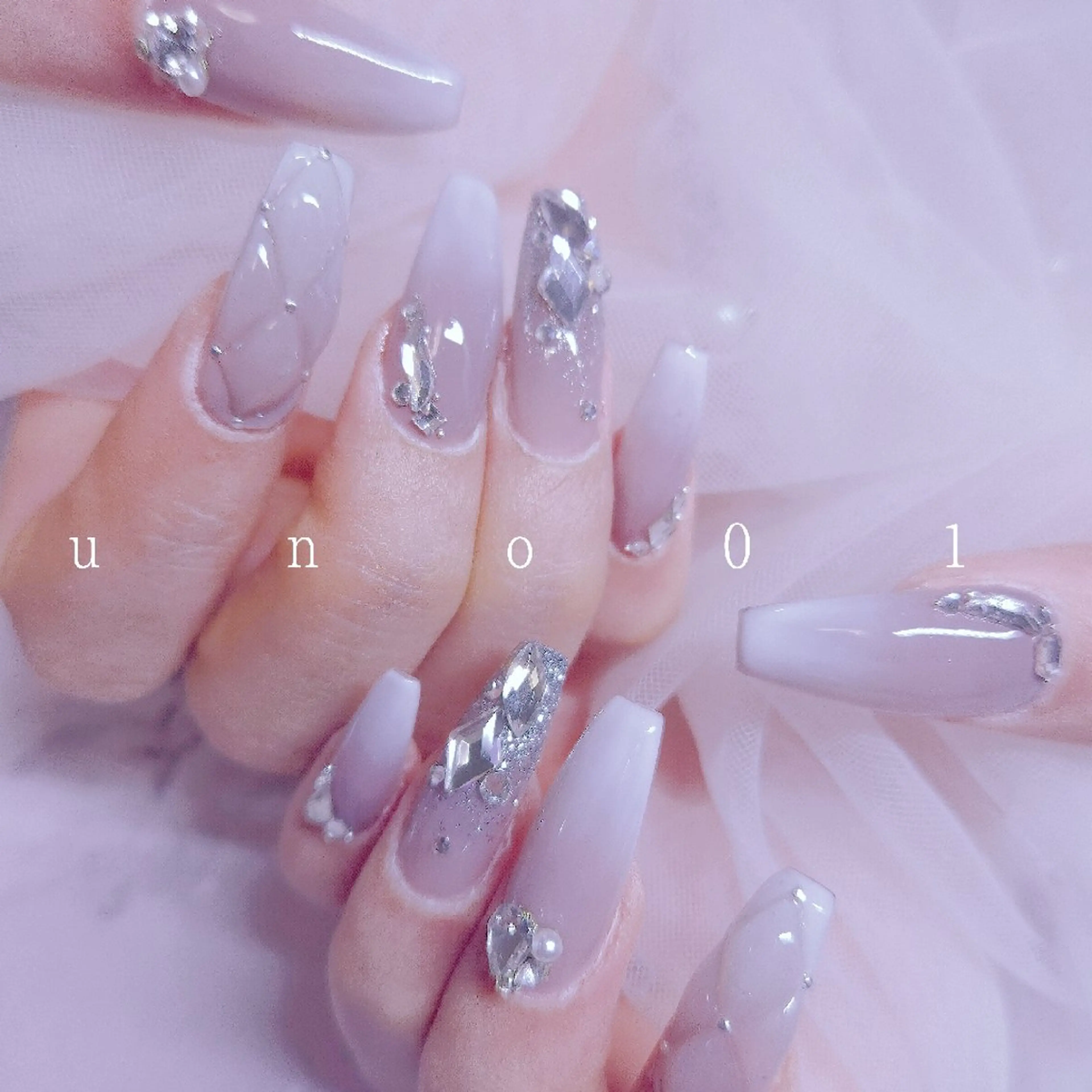 ネイル アートネイル ミディアムネイル ハンドネイル u   n   o  n a i l 01のネイルデザイン