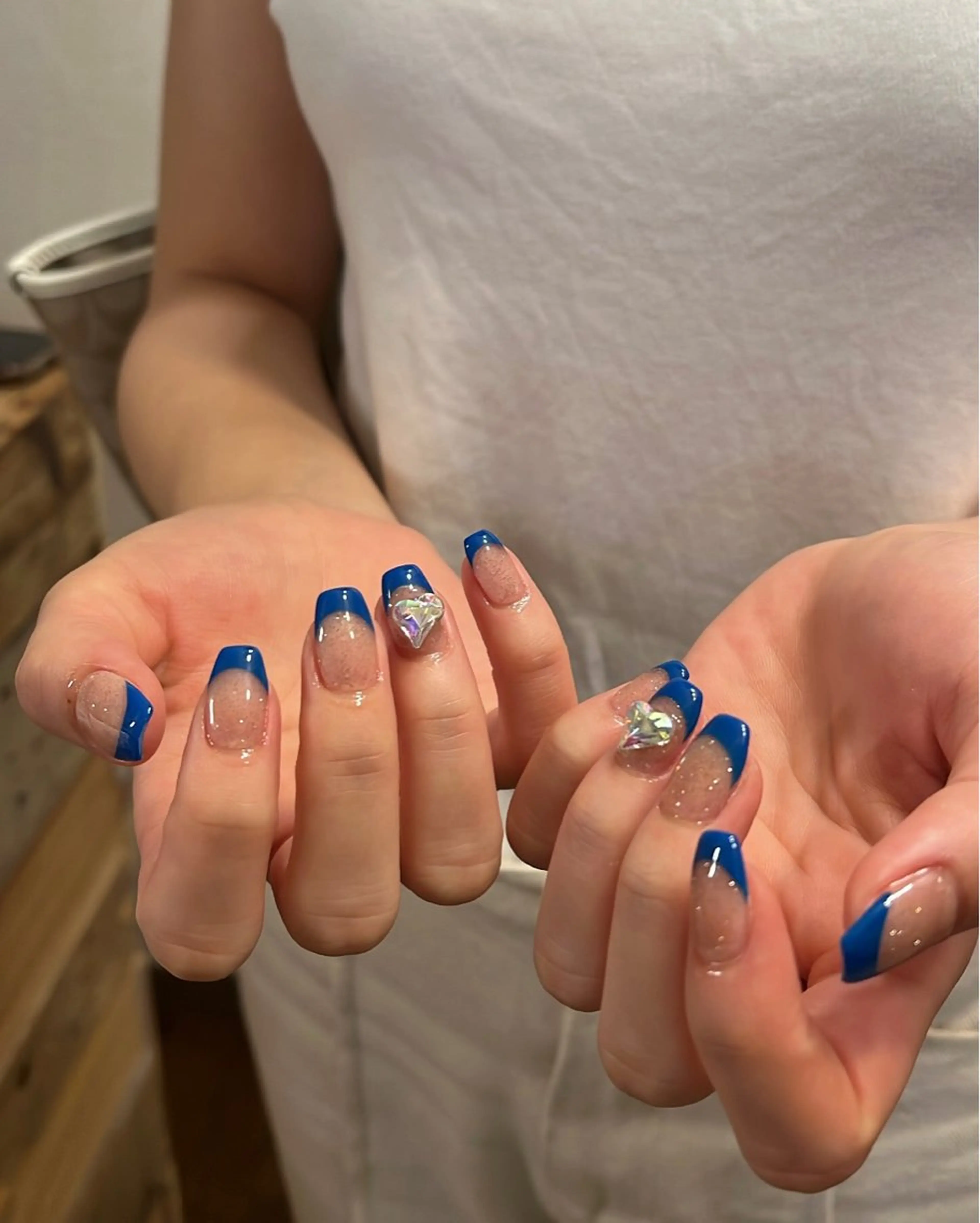 ネイル ハンドネイル フットネイル ハンドケア Nes.Nail所属・Miyagi Asamiのネイルデザイン