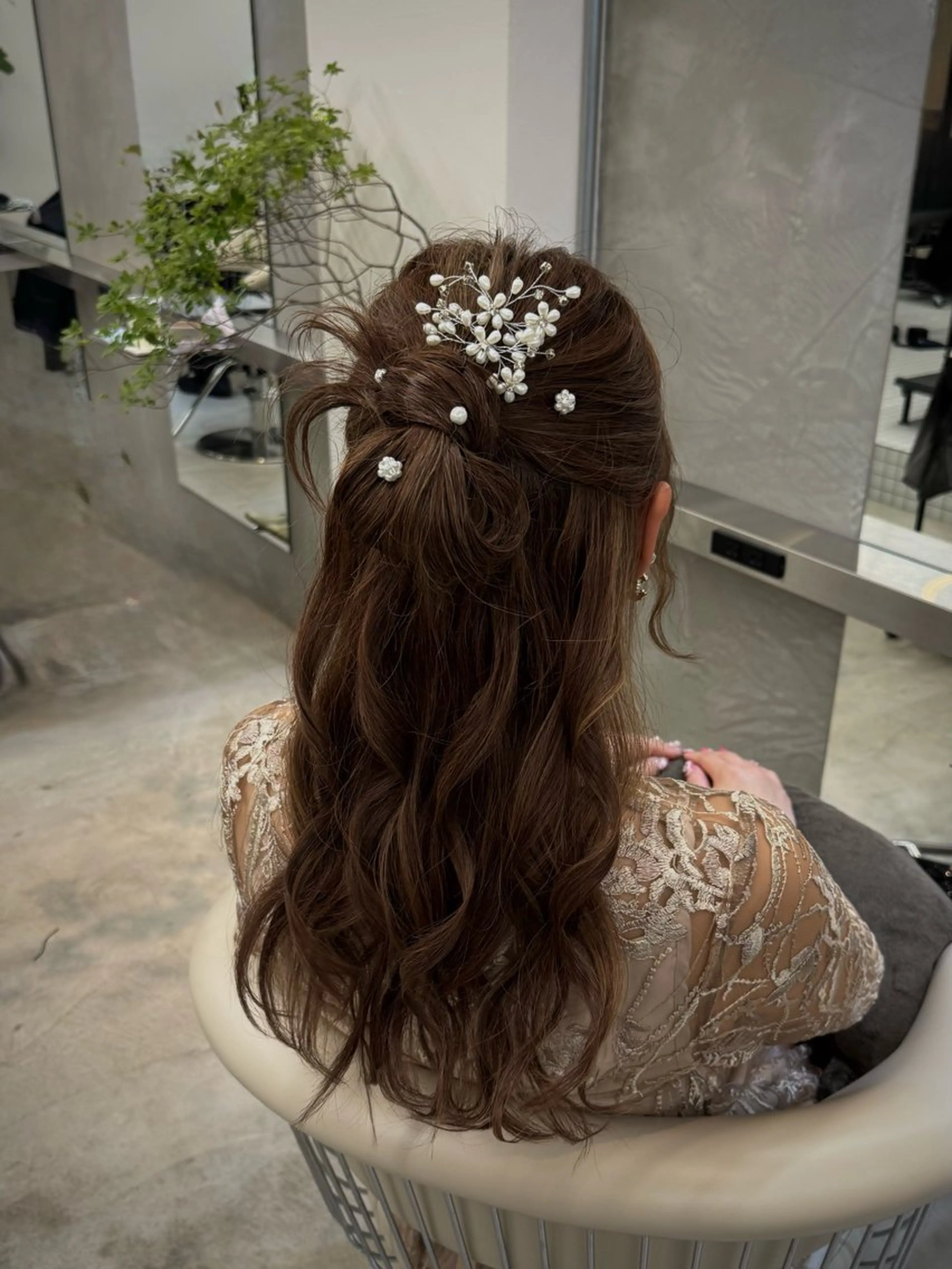 ロング ヘアセット INORI|レイヤー |ハッシュカットのヘアスタイル