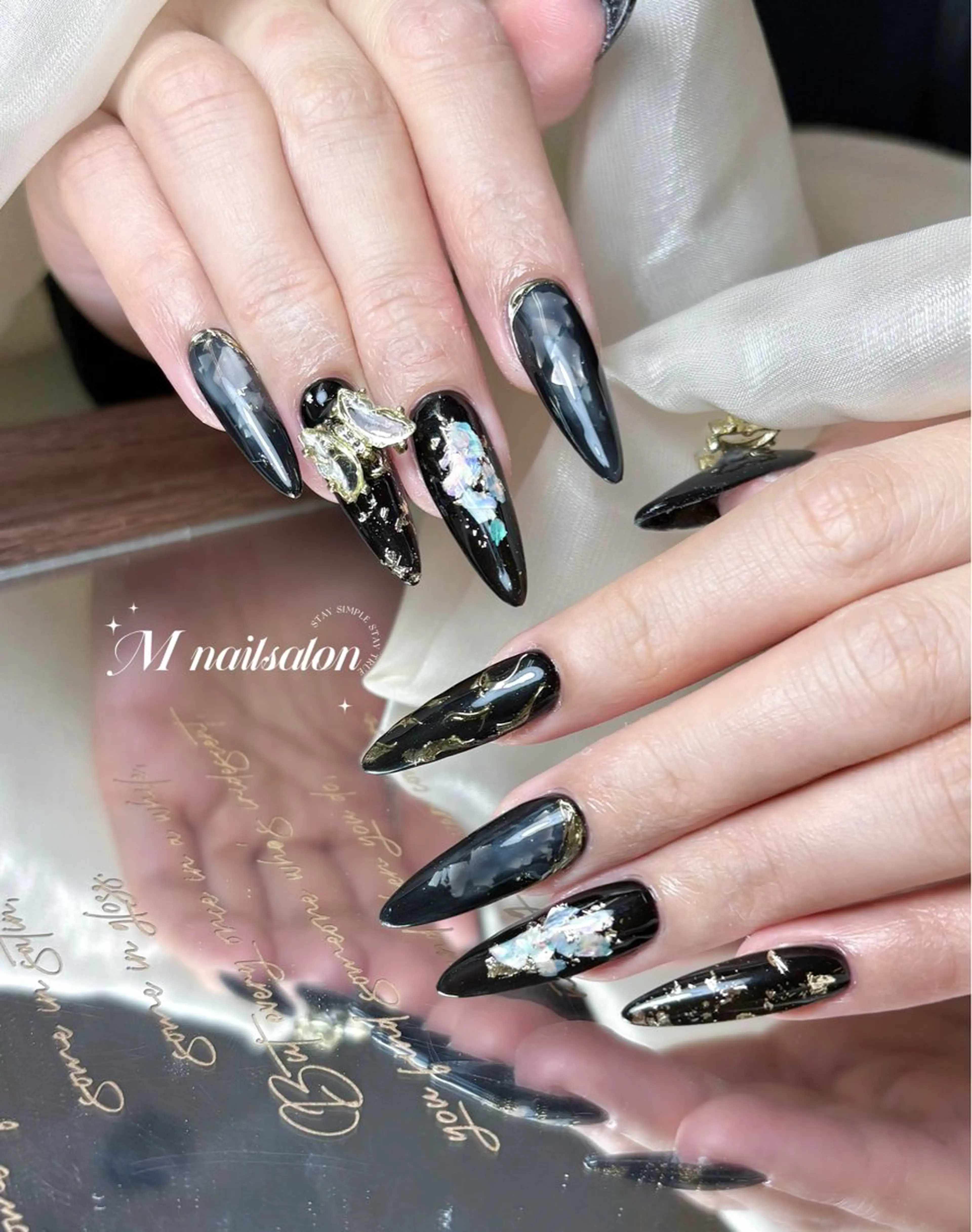 ロング ハンドネイル M🌷nail 長さだし専門店のネイルデザイン