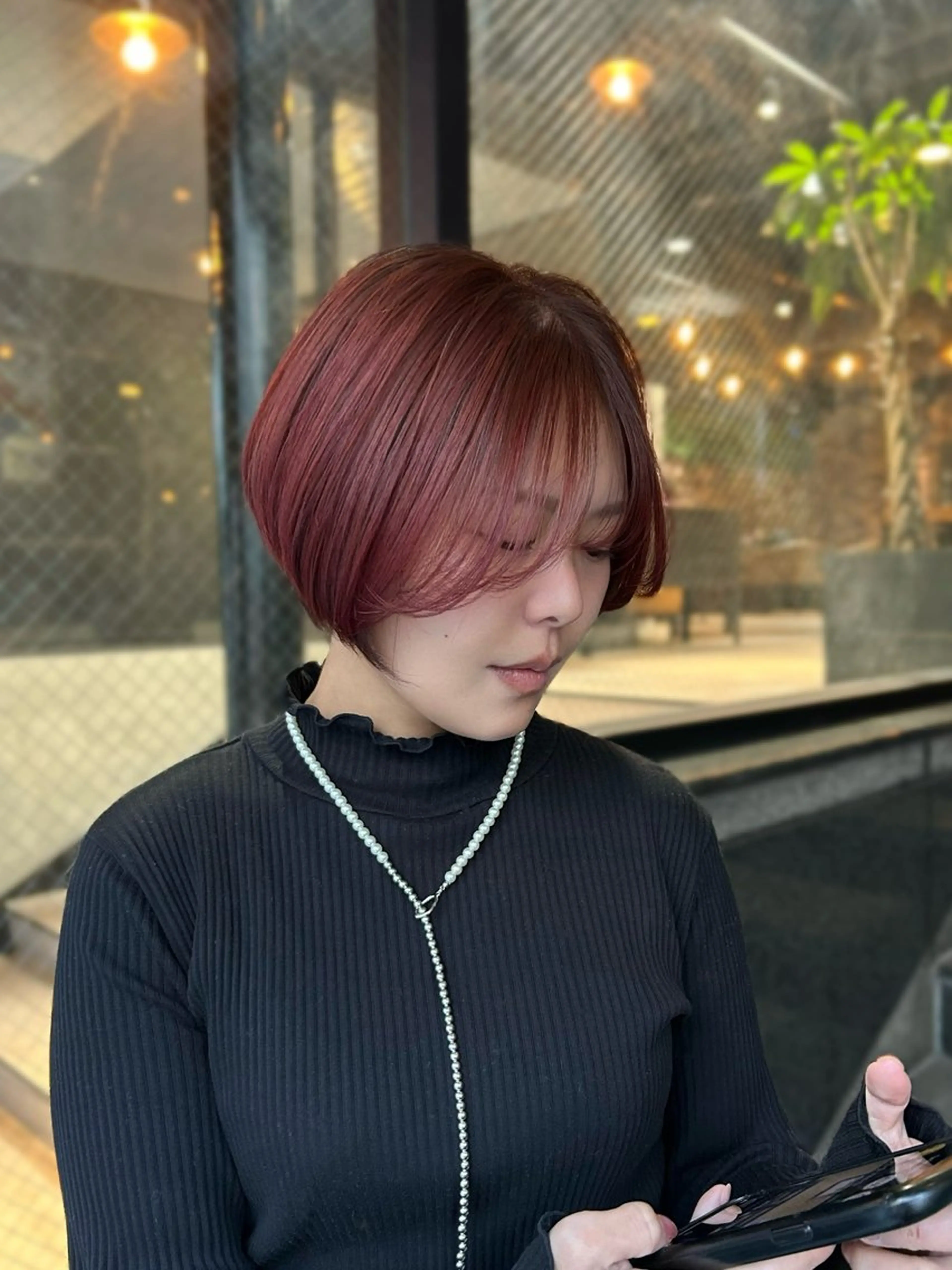 ショート カラー ベージュカラー ボルドーカラー カット ヘアカラー トリートメント As hair所属・柔らか垢抜けｶﾗｰと ｶｯﾄ🫧ASUKAのヘアスタイル