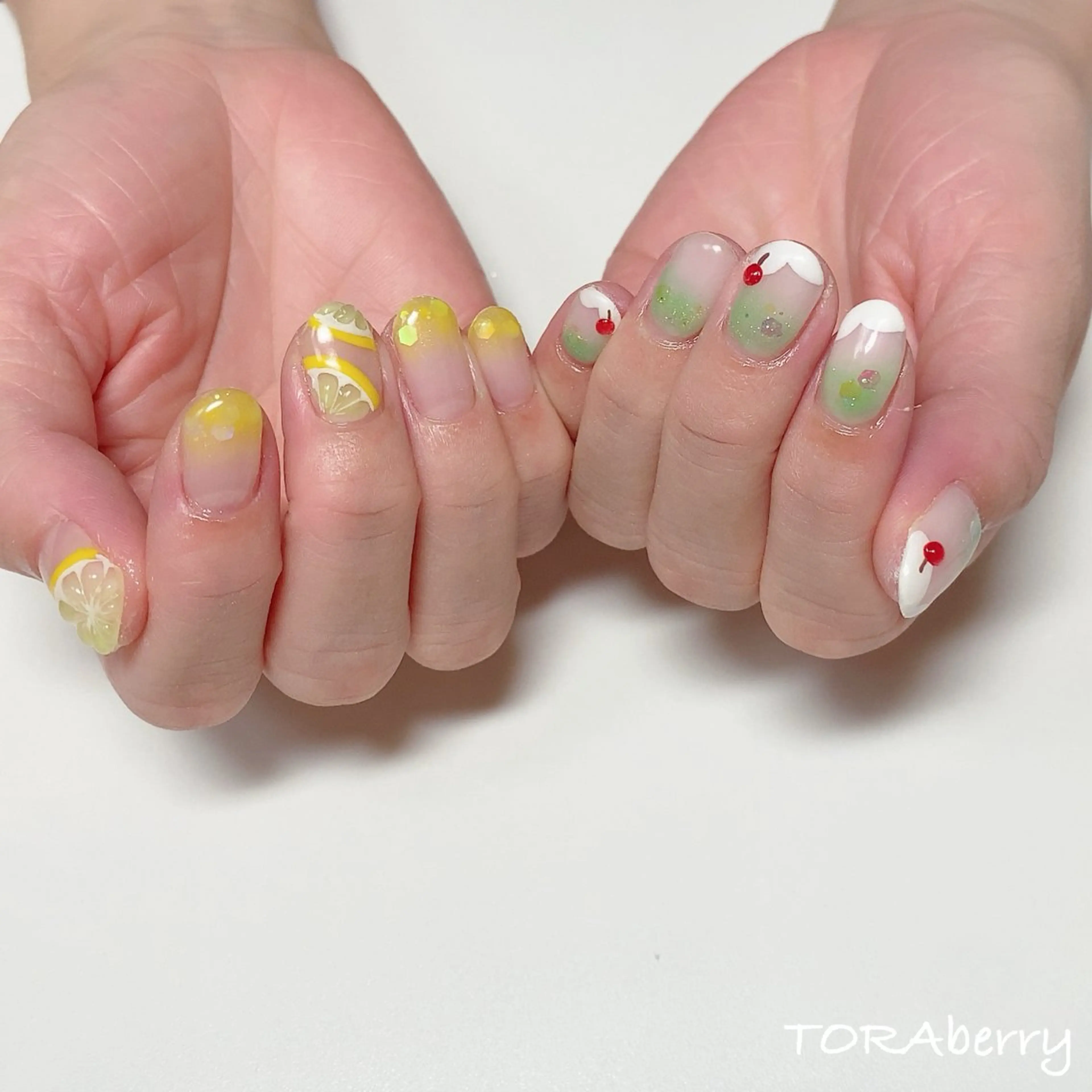 ネイル ハンドネイル ネイリスト なつみのネイルデザイン