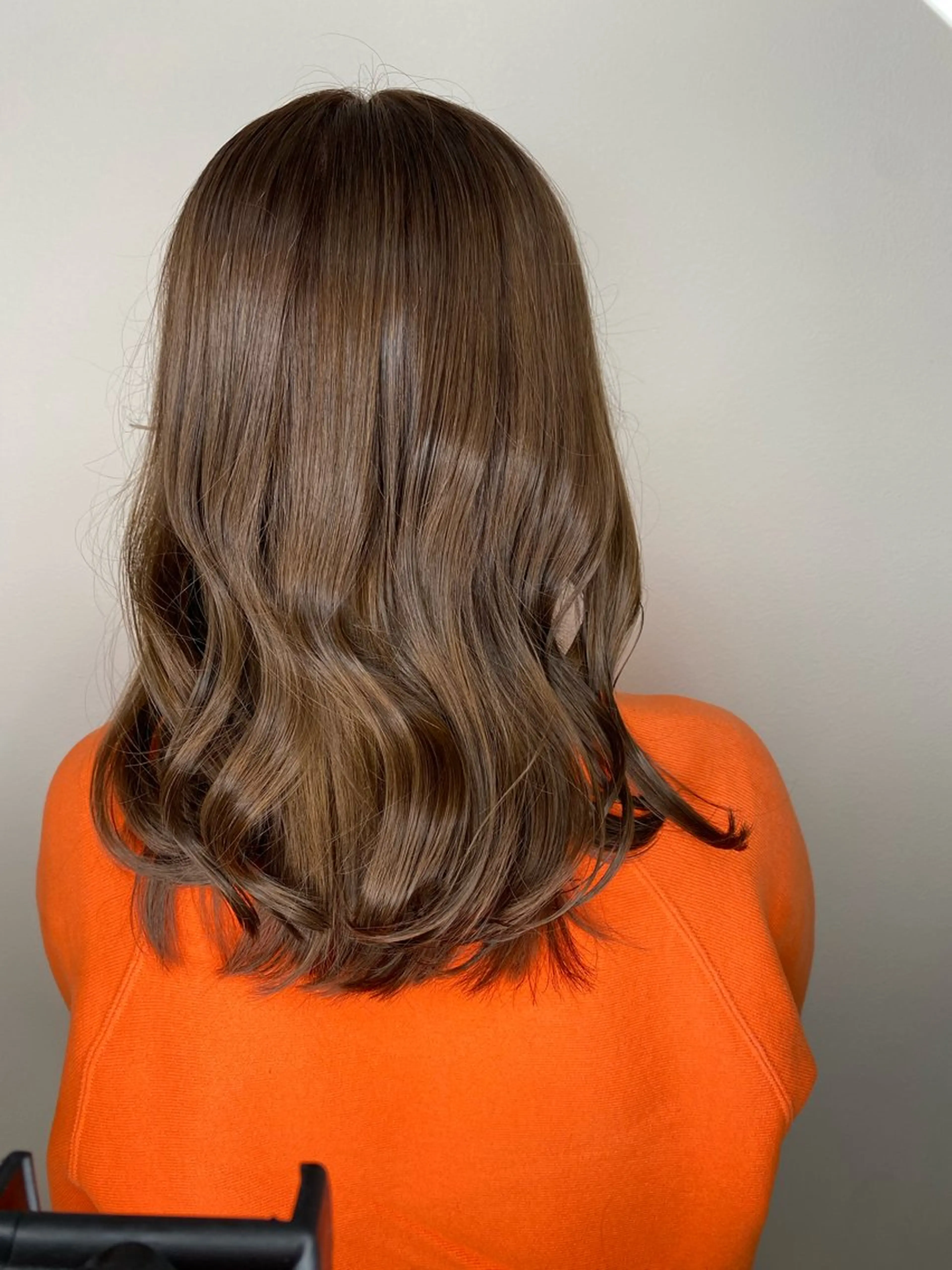 セミロング カラー ブラウンカラー カット ヘアカラー トリートメント Avalon所属・Hiroshi ヒロシのヘアスタイル