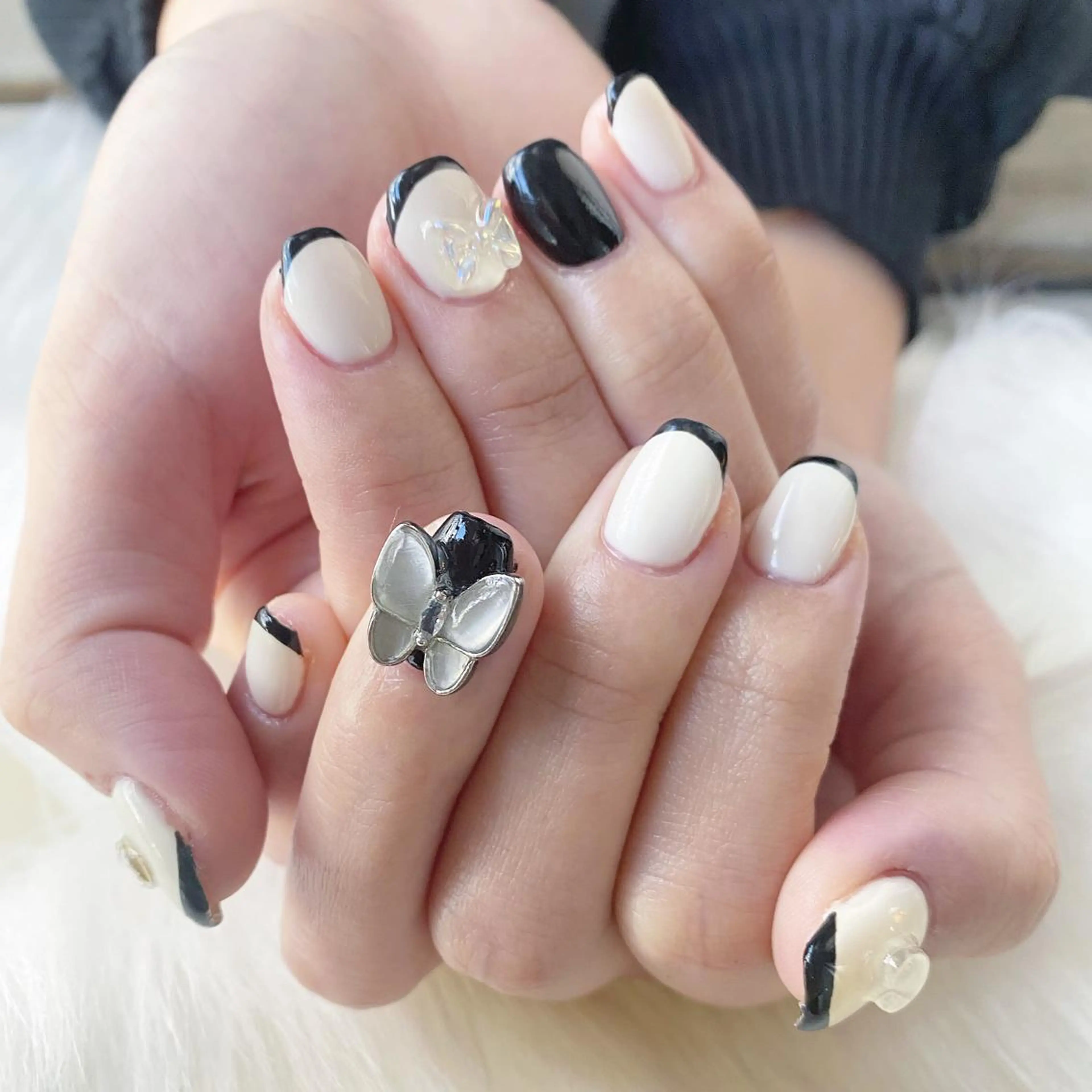 ネイル ストーンネイル ハンドネイル private nail salon   crystal ⭐︎ color所属・crystal ⭐︎ colorのネイルデザイン