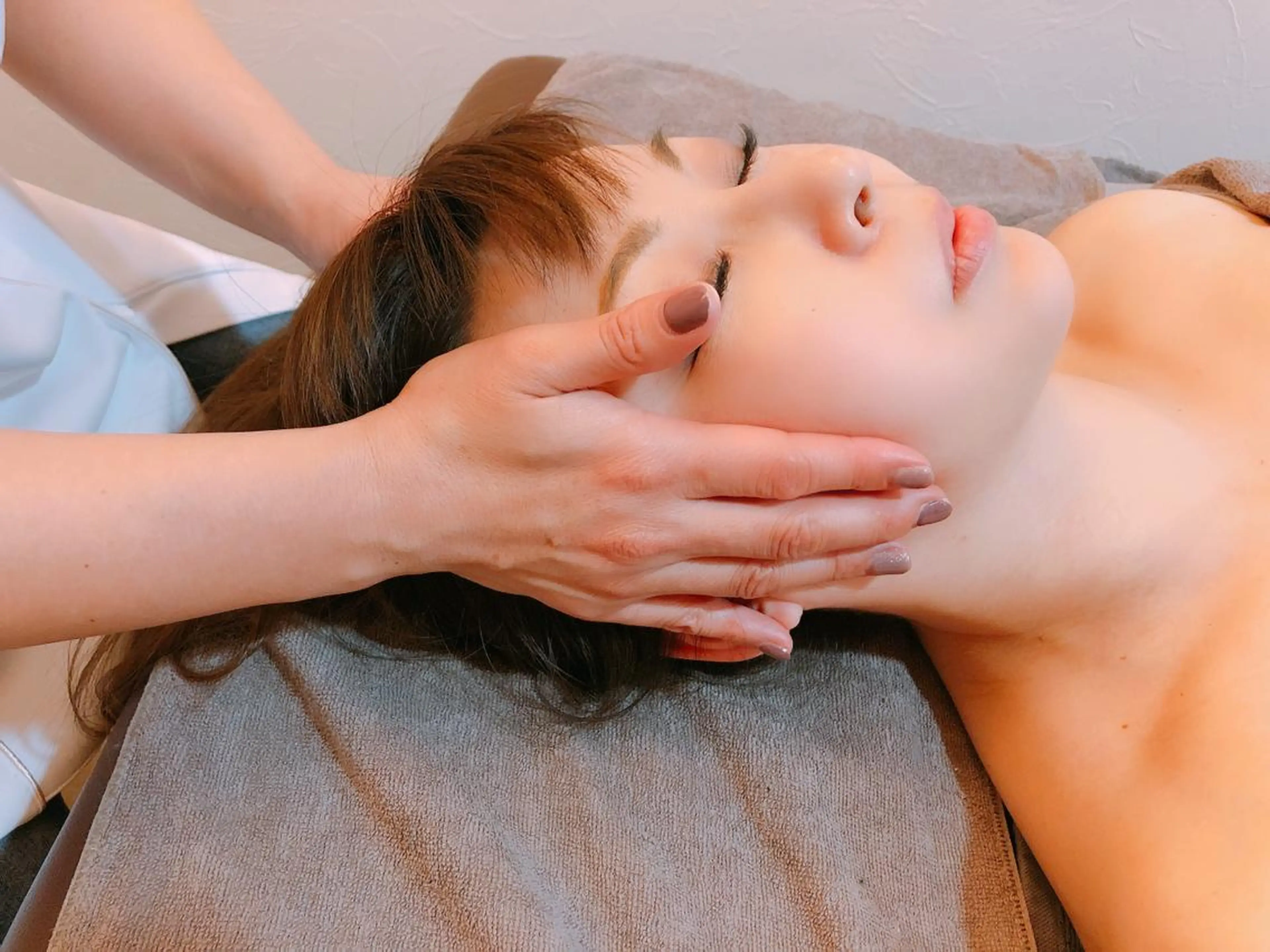 【当店自慢の小顔矯正お試し価格】初回小顔矯正30分9000円→3850の写真