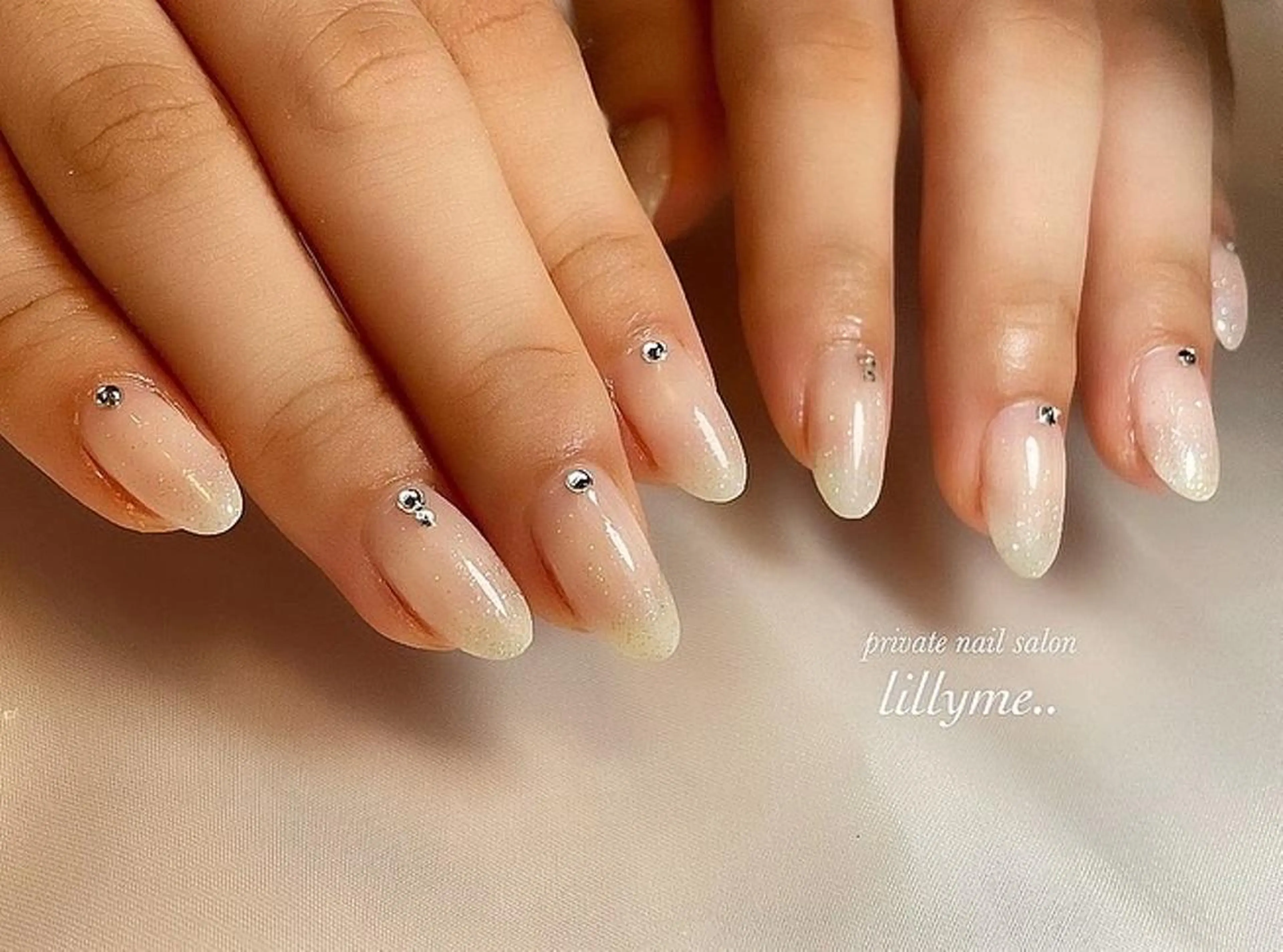 ネイル TERAI ERINAの眉毛・アイブロウイメージ