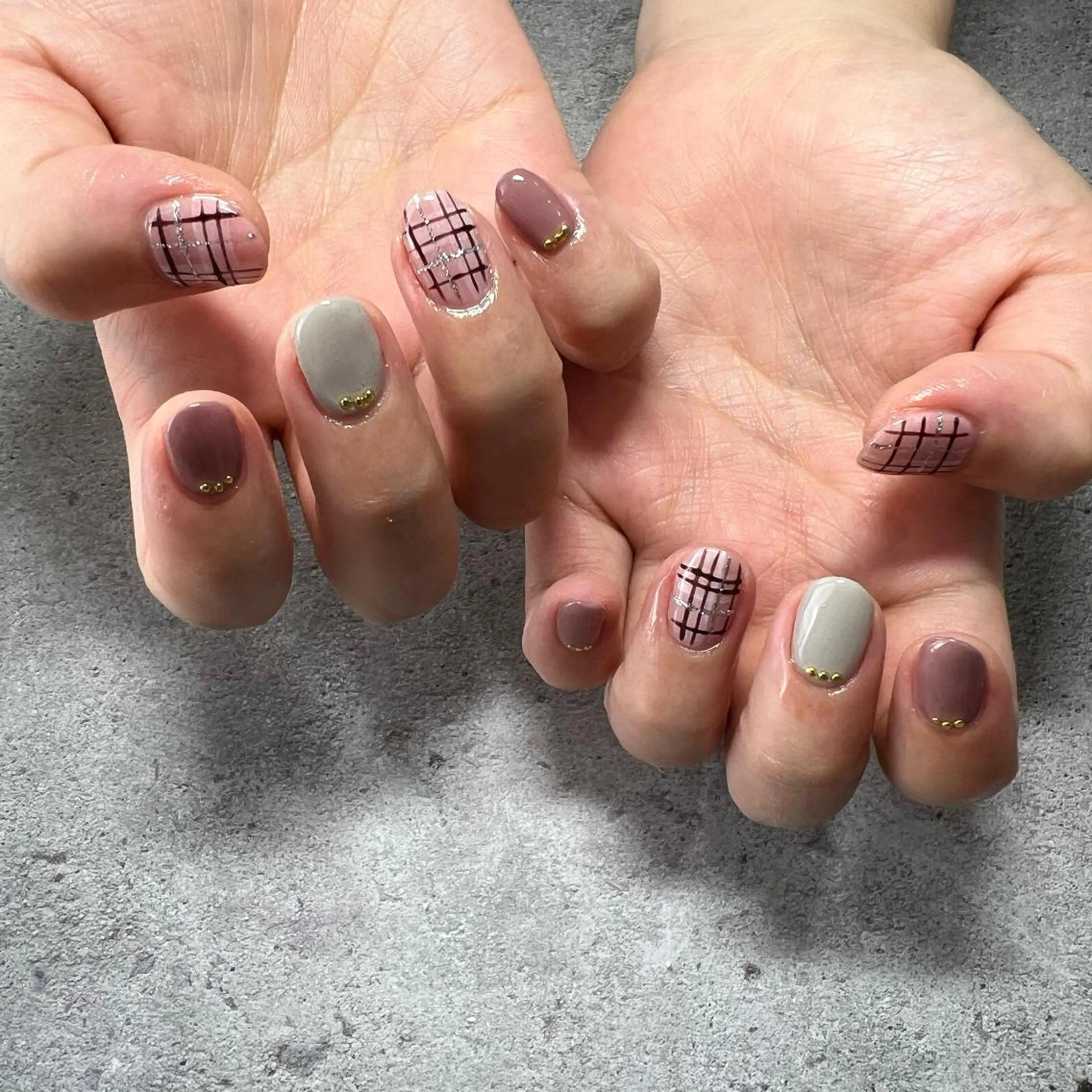 ショート ネイル ハンドネイル nail salon émuのネイルデザイン