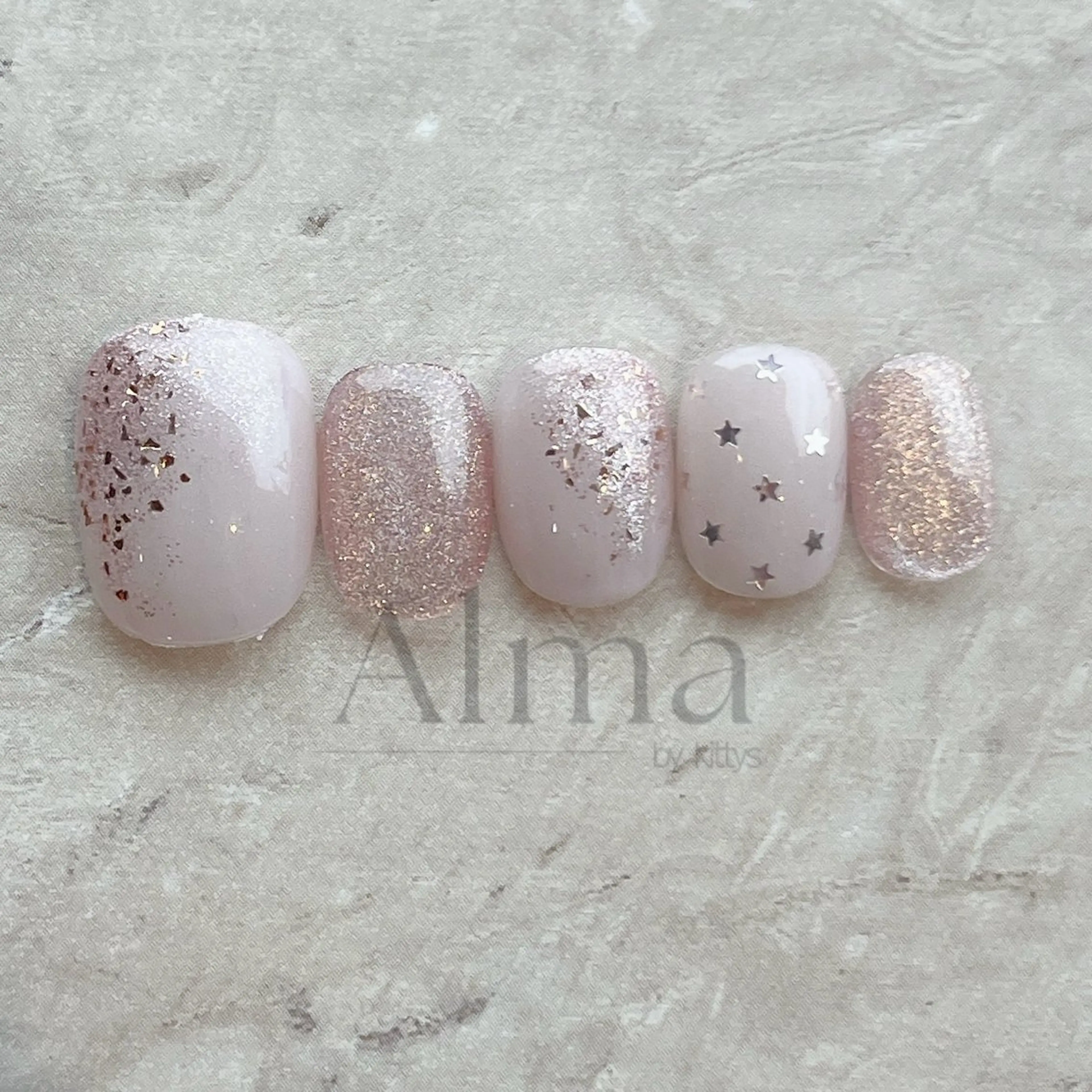 ネイル ハンドネイル Alma by kittys 谷保店所属・Alma chitoseのネイルデザイン