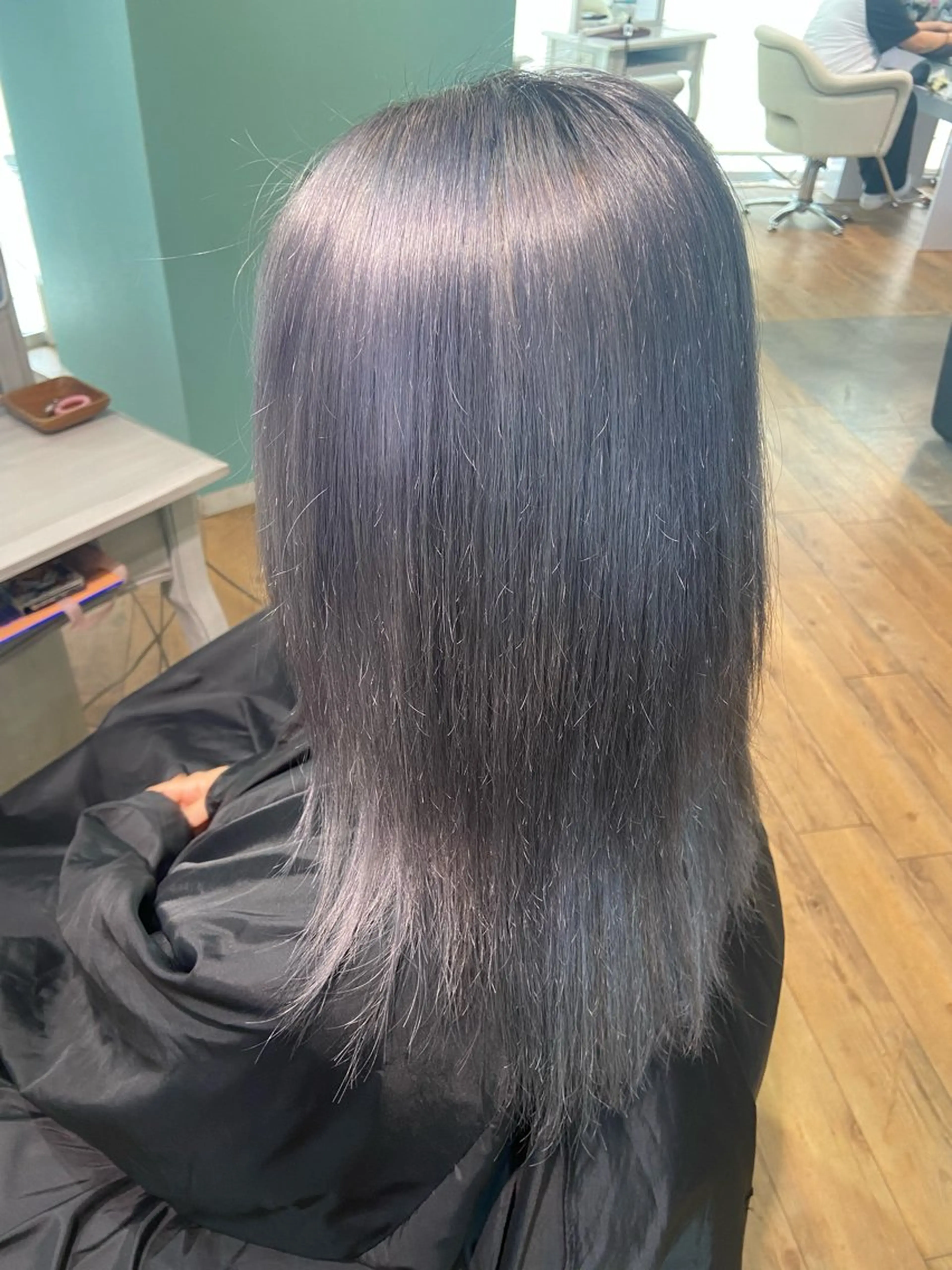 セミロング カラー ヘアカラー トリートメント 🧸プルエクステ❤︎ ネイルKAO🧸のヘアスタイル