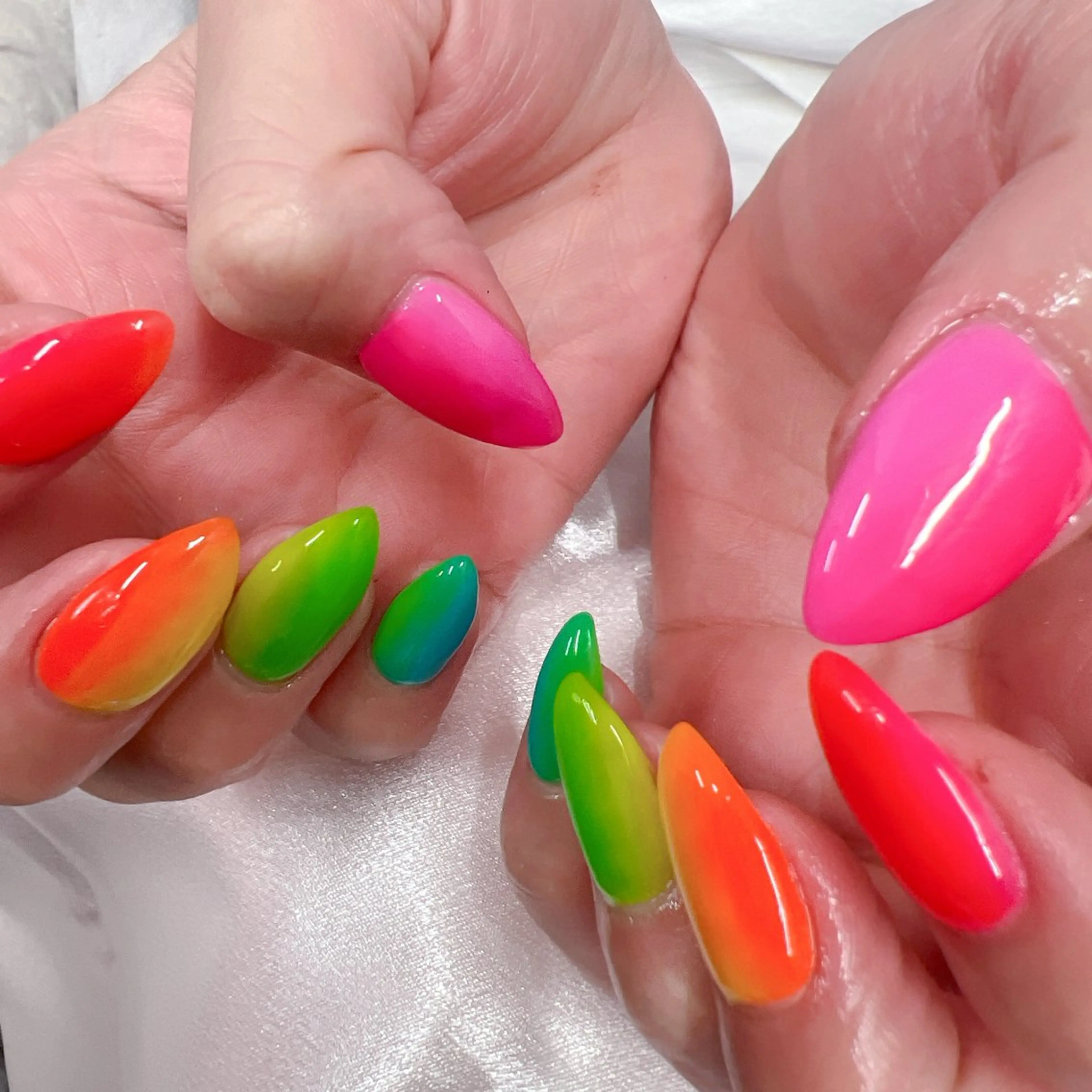 ネイル ハンドネイル Emi lyのネイルデザイン