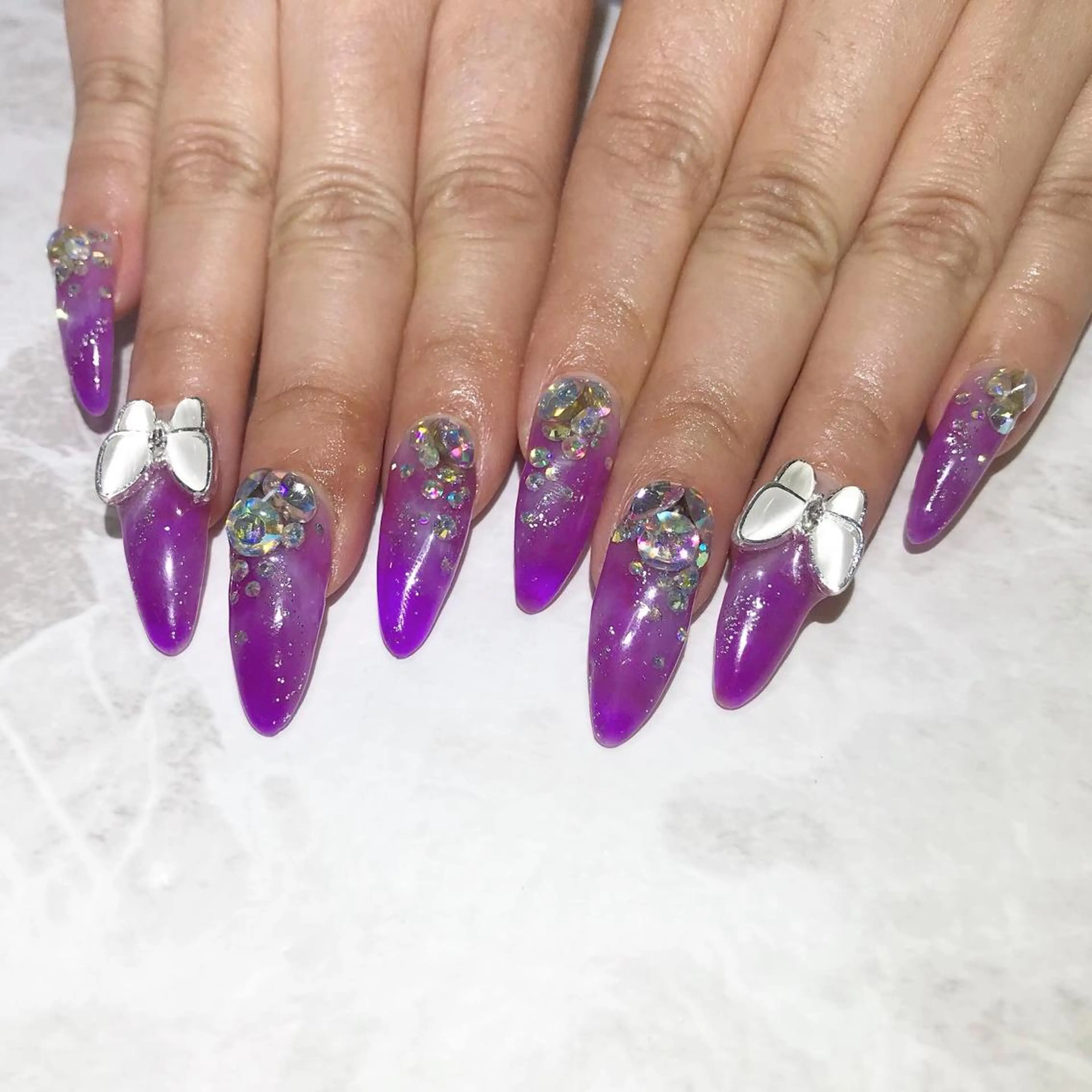 ネイル フットネイル ロングネイル ニュアンスネイル パープル シンプルネイル ハンドネイル ネイル フフラ所属・nail fufla ♡yamane♡のネイルデザイン