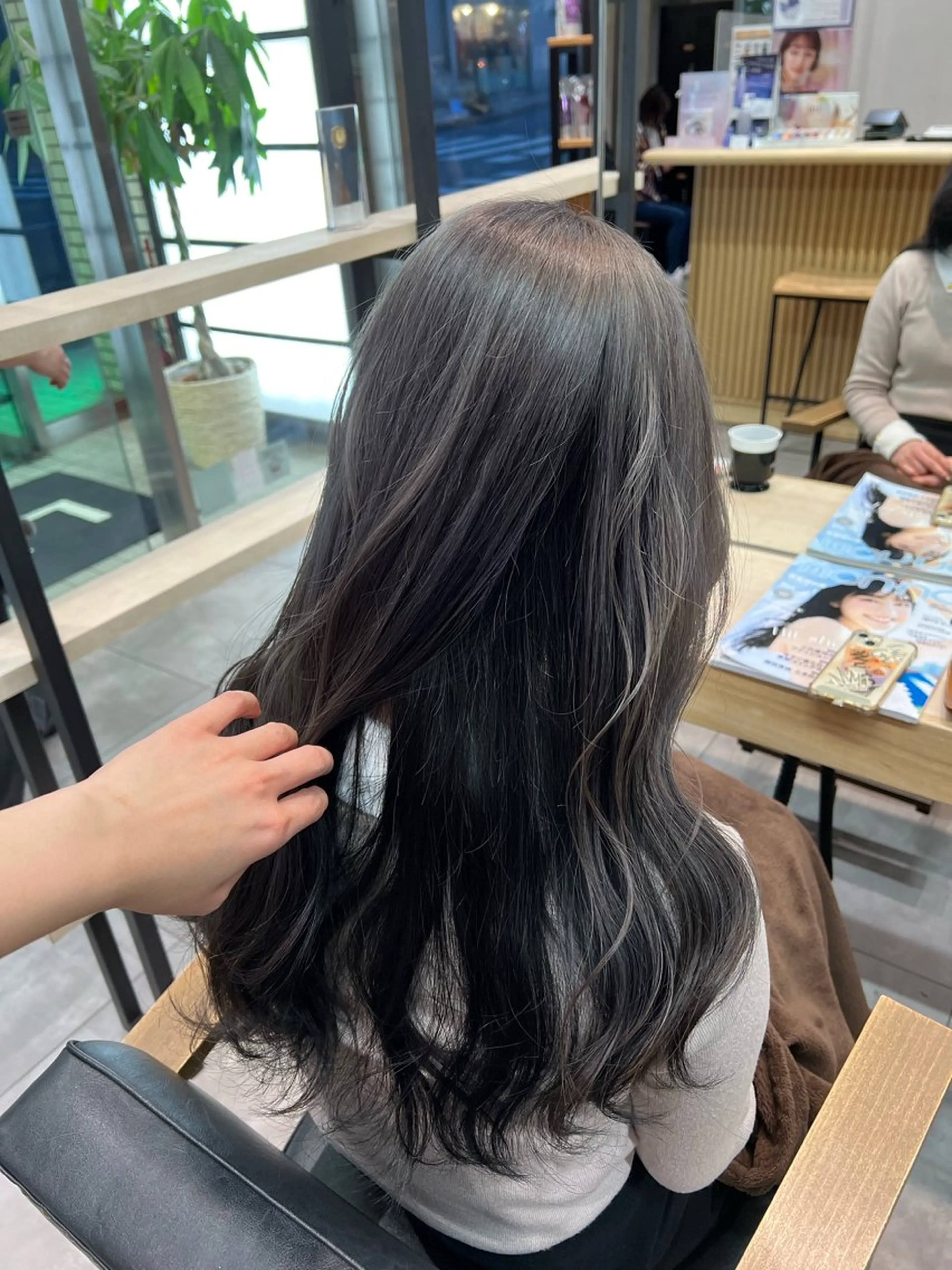 ロング カラー 🌞レイヤー×カラー 前川那津美🌞のヘアスタイル