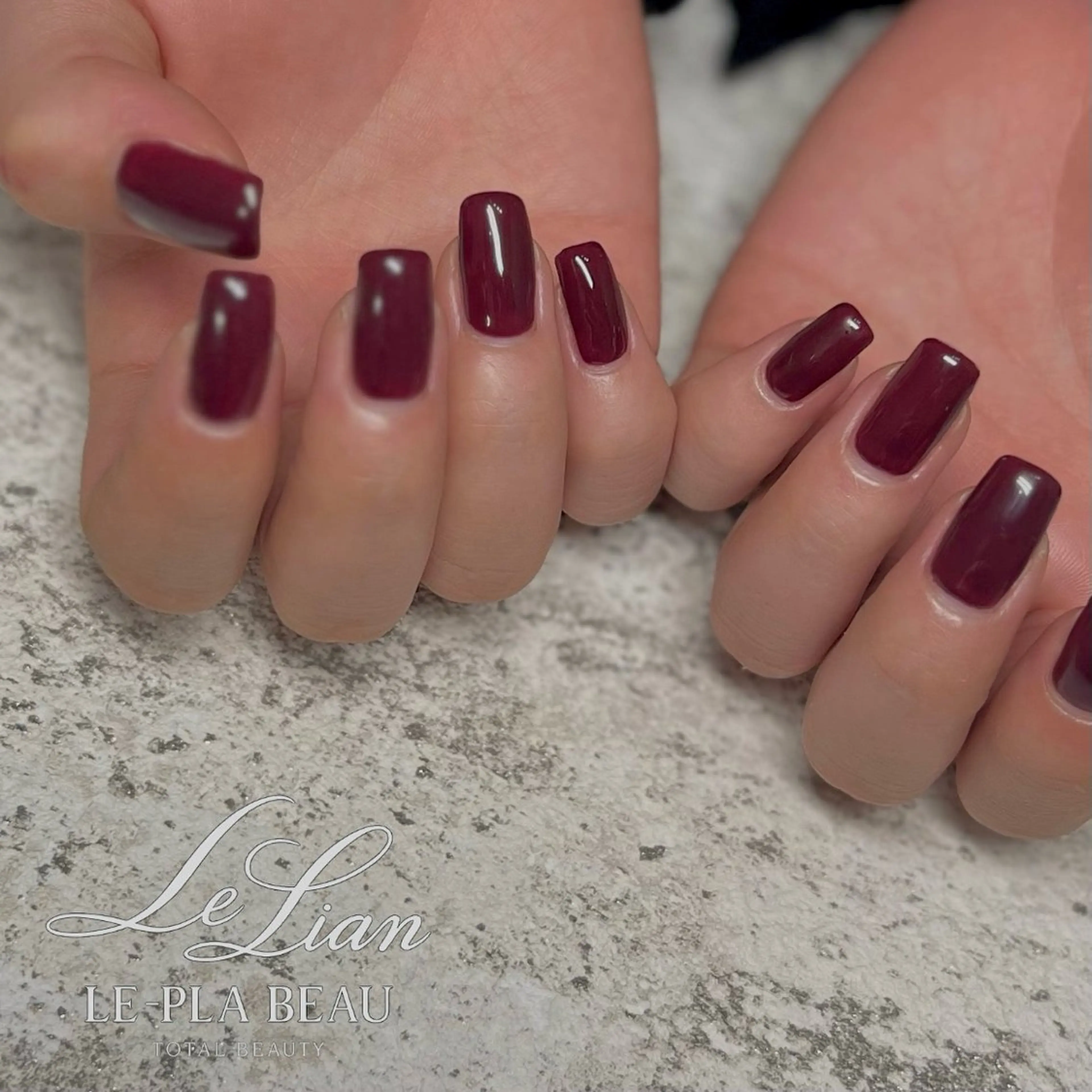 【hand nail】ワンカラー/フラッシュ/ラメグラの写真