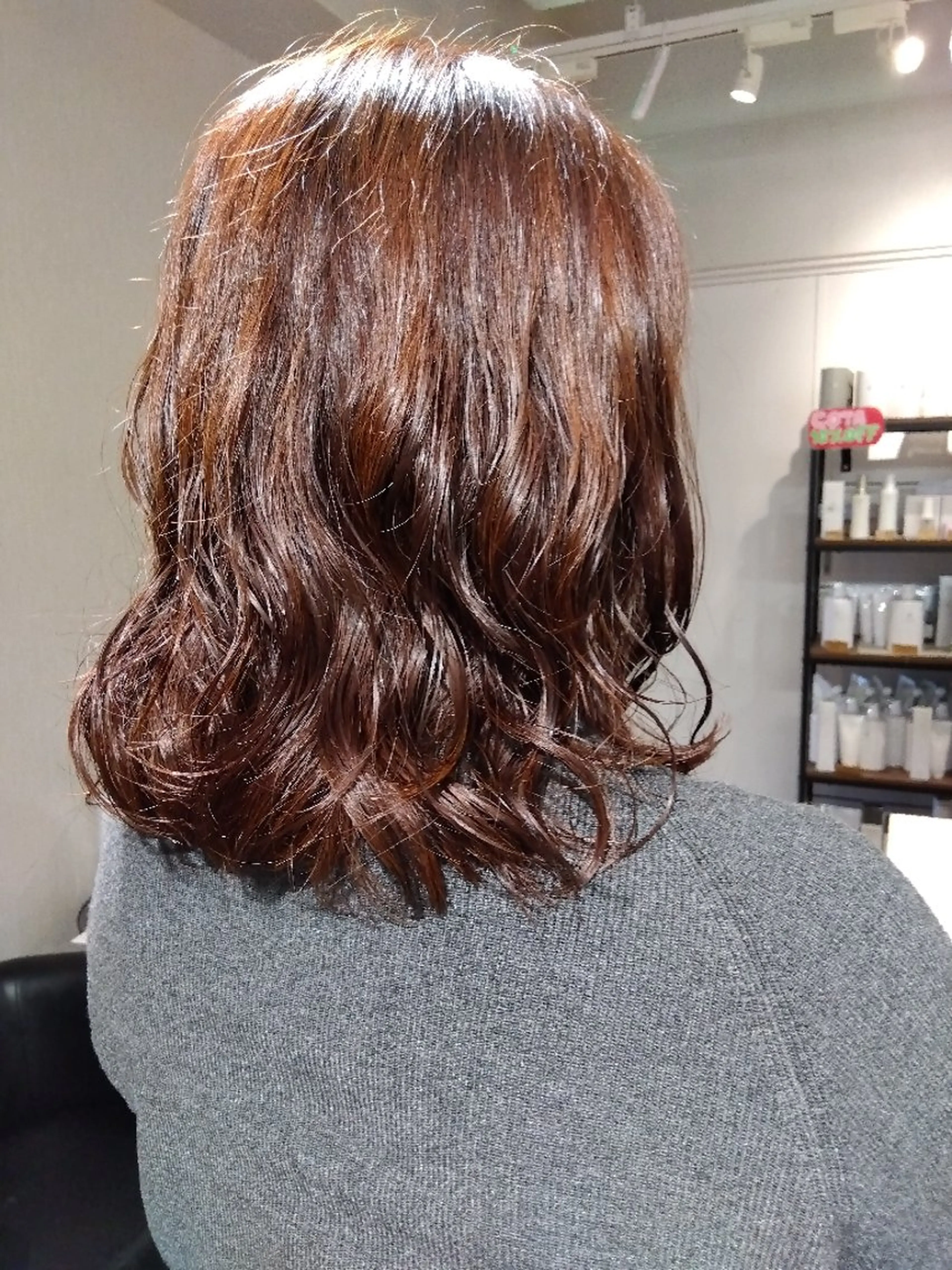 パーマ 速水 幾実のヘアスタイル