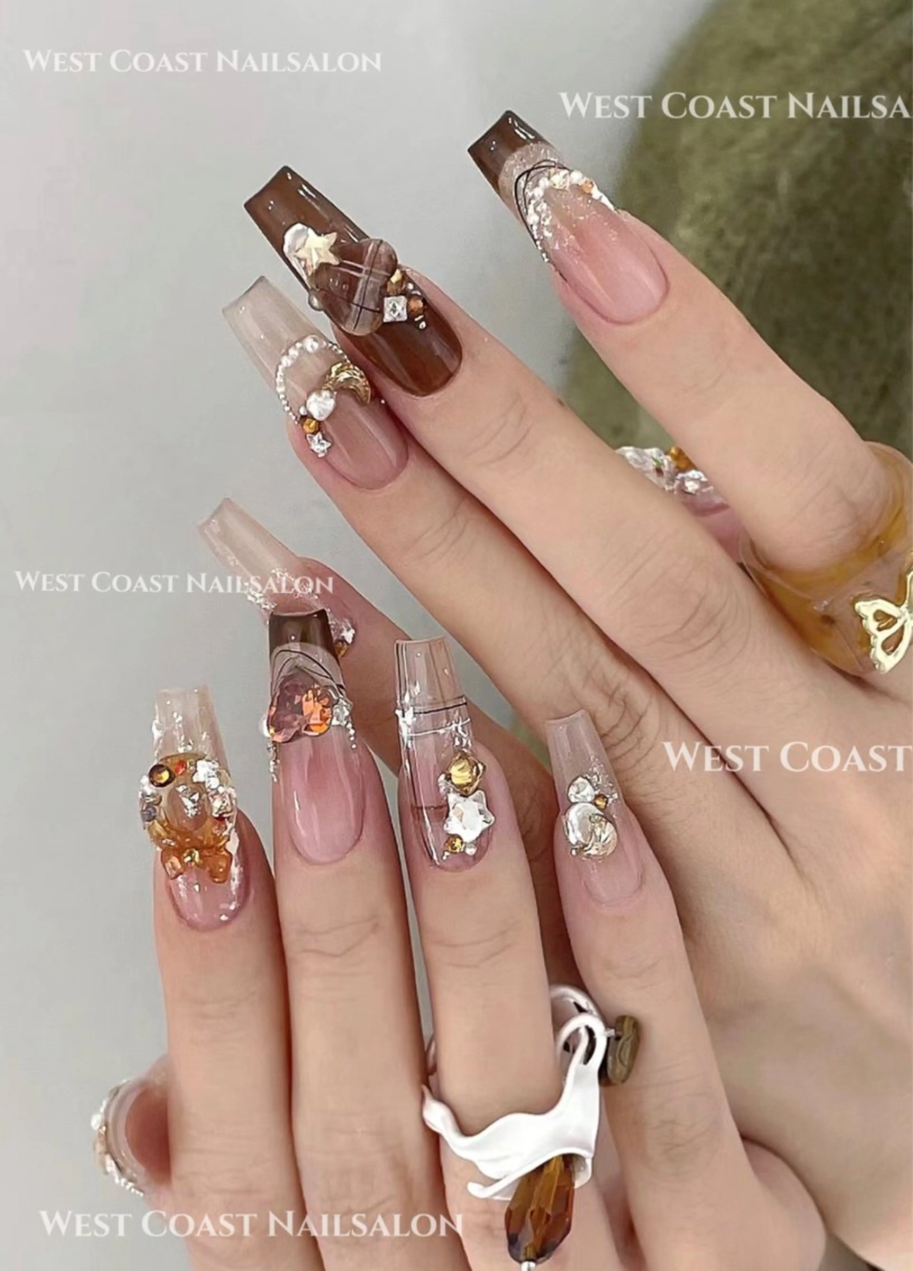 ネイル リボン、ガーリー パーツ放題専門店のネイルデザイン