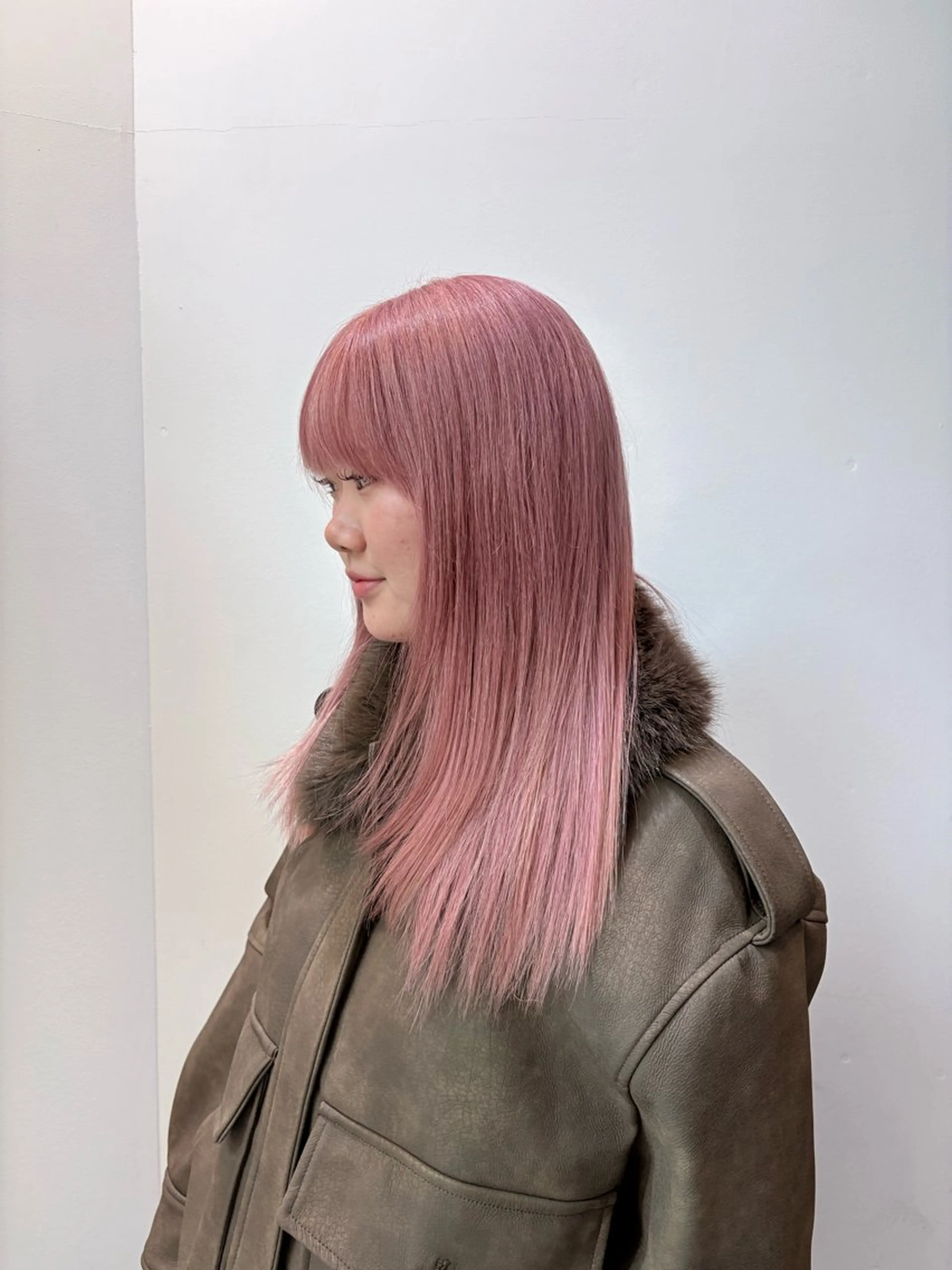 ロング カラー ヘアカラー トリートメント ヘアセット 高明度ハイトーン× ショート/莉音🧤のヘアスタイル