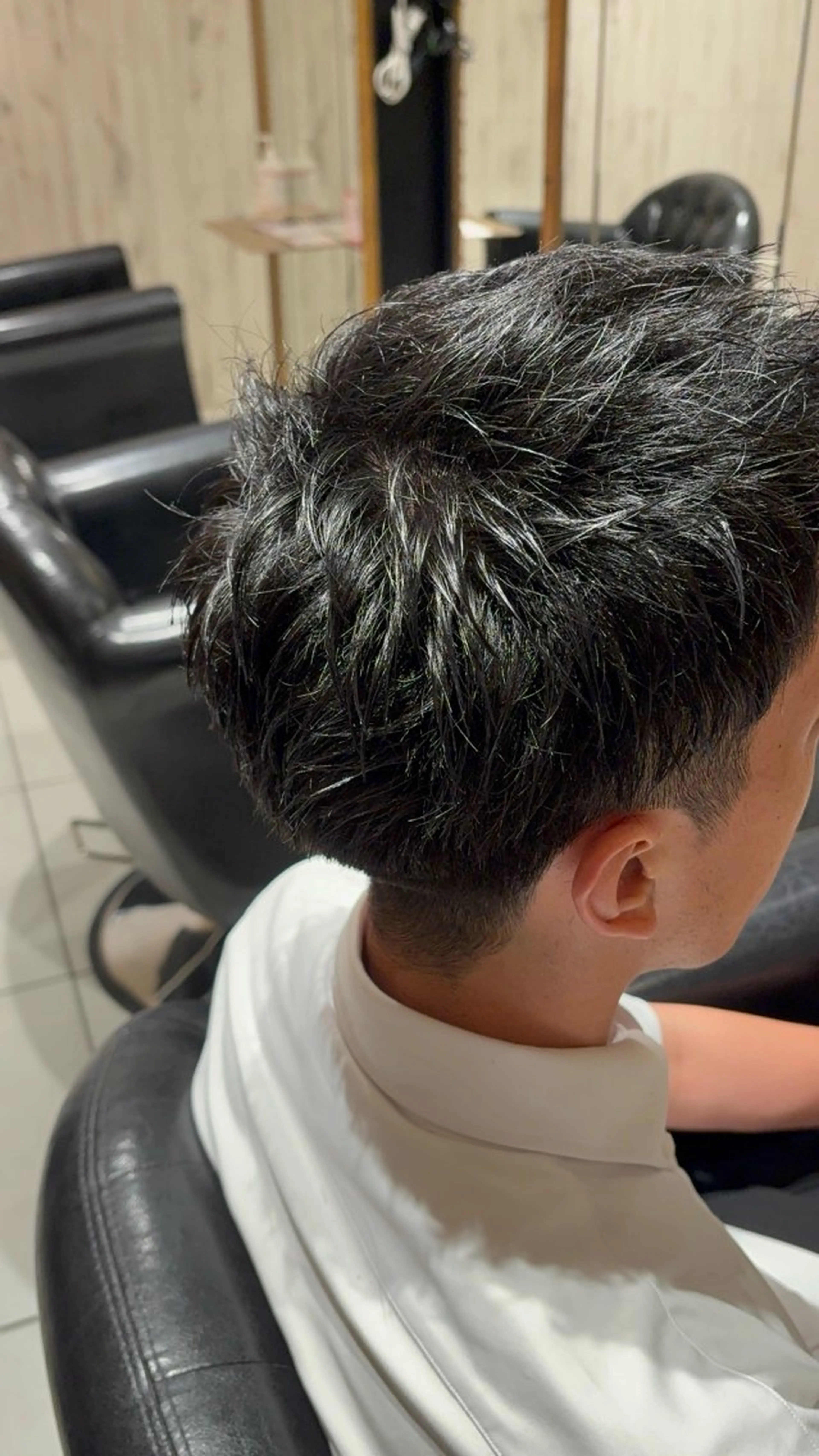 メンズ フェニーチェ高崎所属・鶴谷 麻衣のヘアスタイル