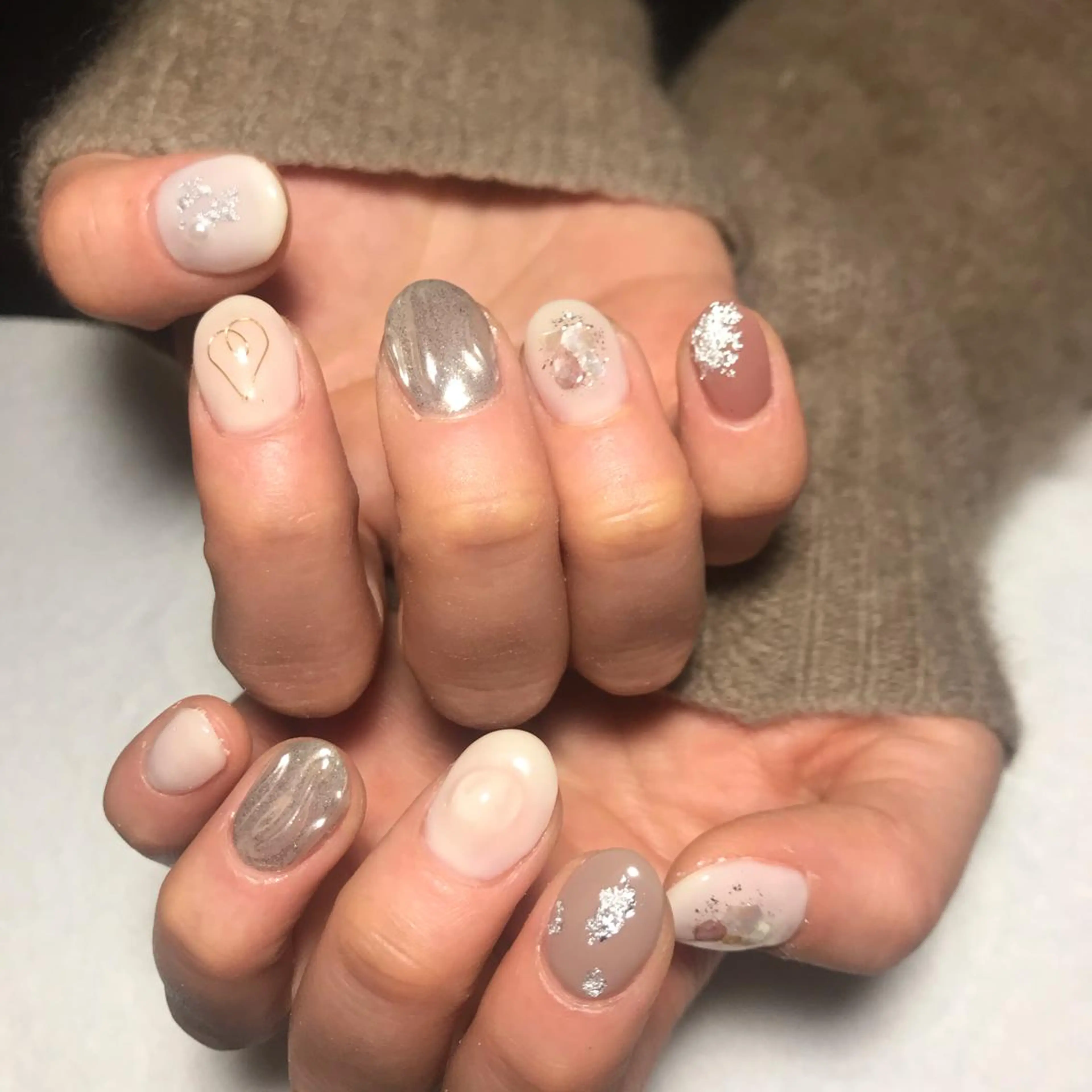 ネイル ECLAT エクラ所属・寺山 千鶴のネイルデザイン