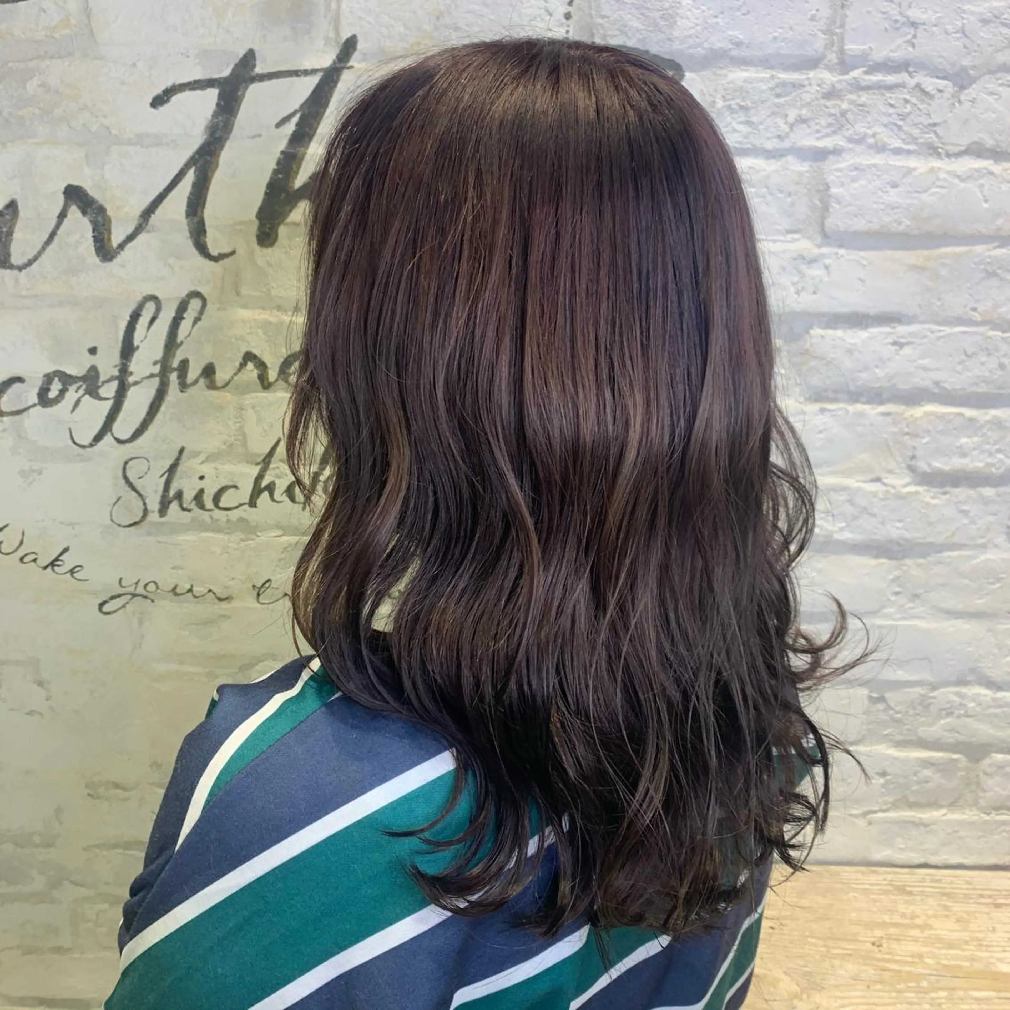 ロング カラー EARTH  紫竹山 🦋本間未来🦋のヘアスタイル