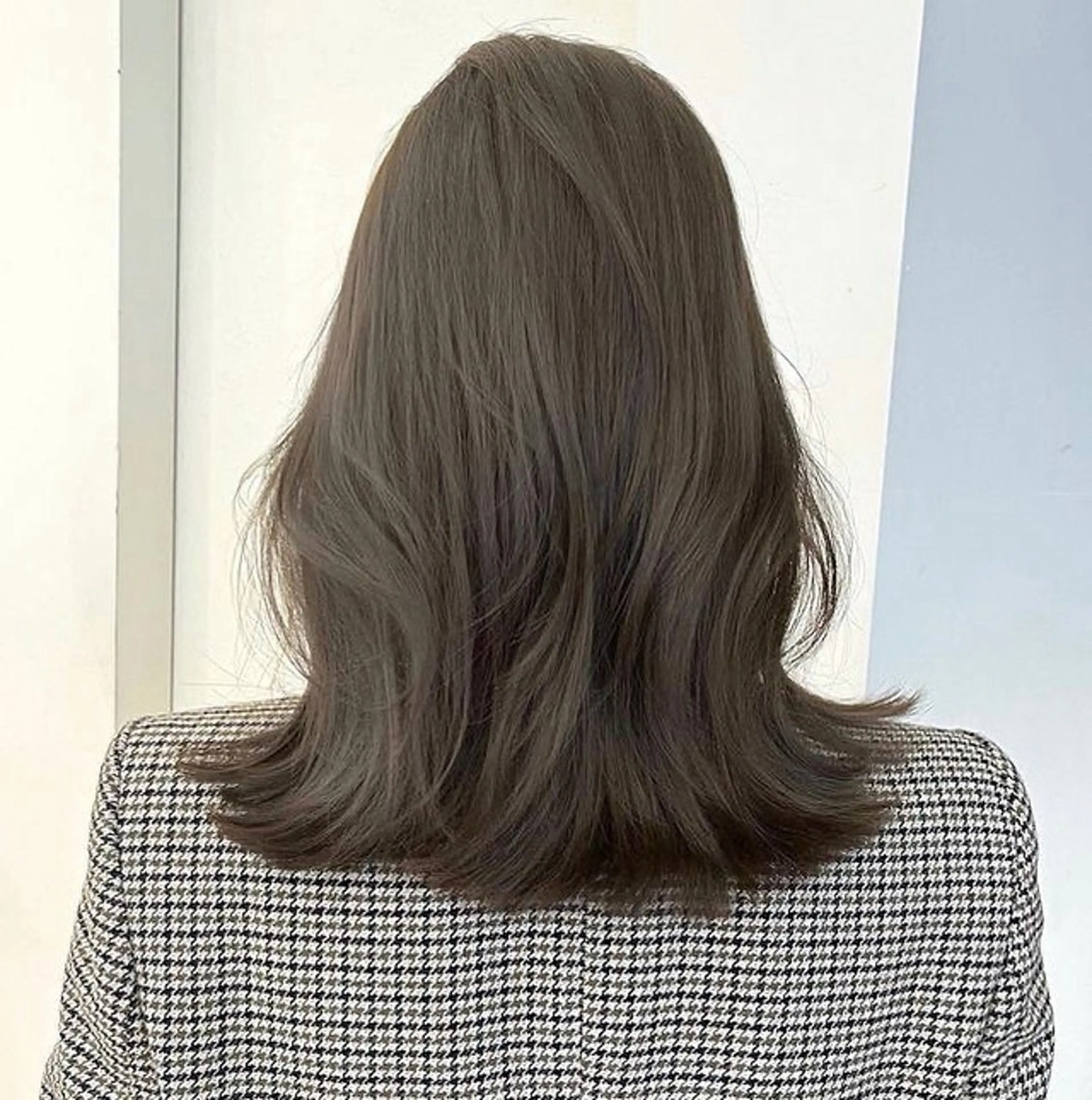 セミロング 透明感カラー♡ Mahoのヘアスタイル