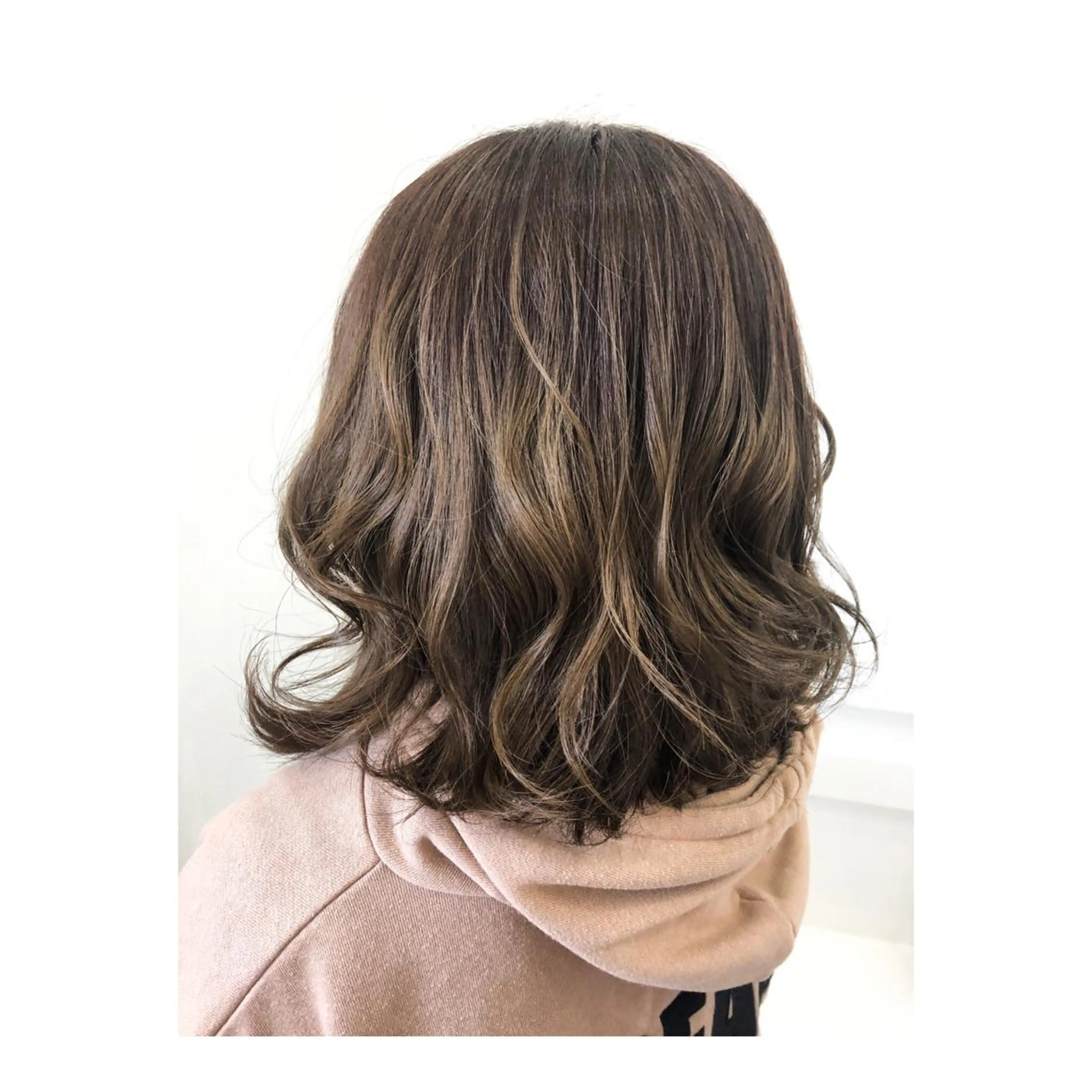 セミロング カラー YUIMARL なつきのヘアスタイル