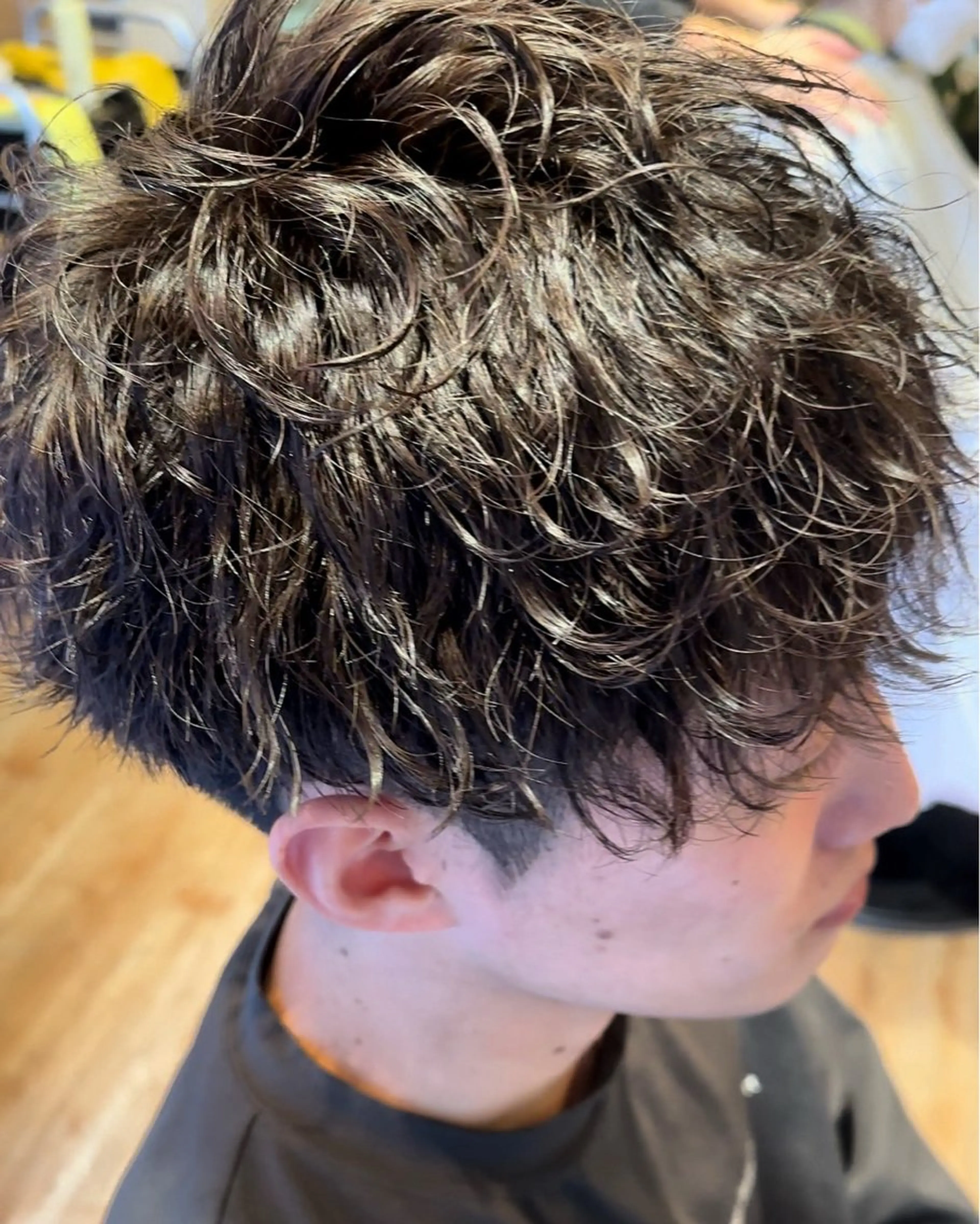 パーマ メンズ メンズパーマ 波巻きパーマ amoroso所属・花田 一輝のヘアスタイル