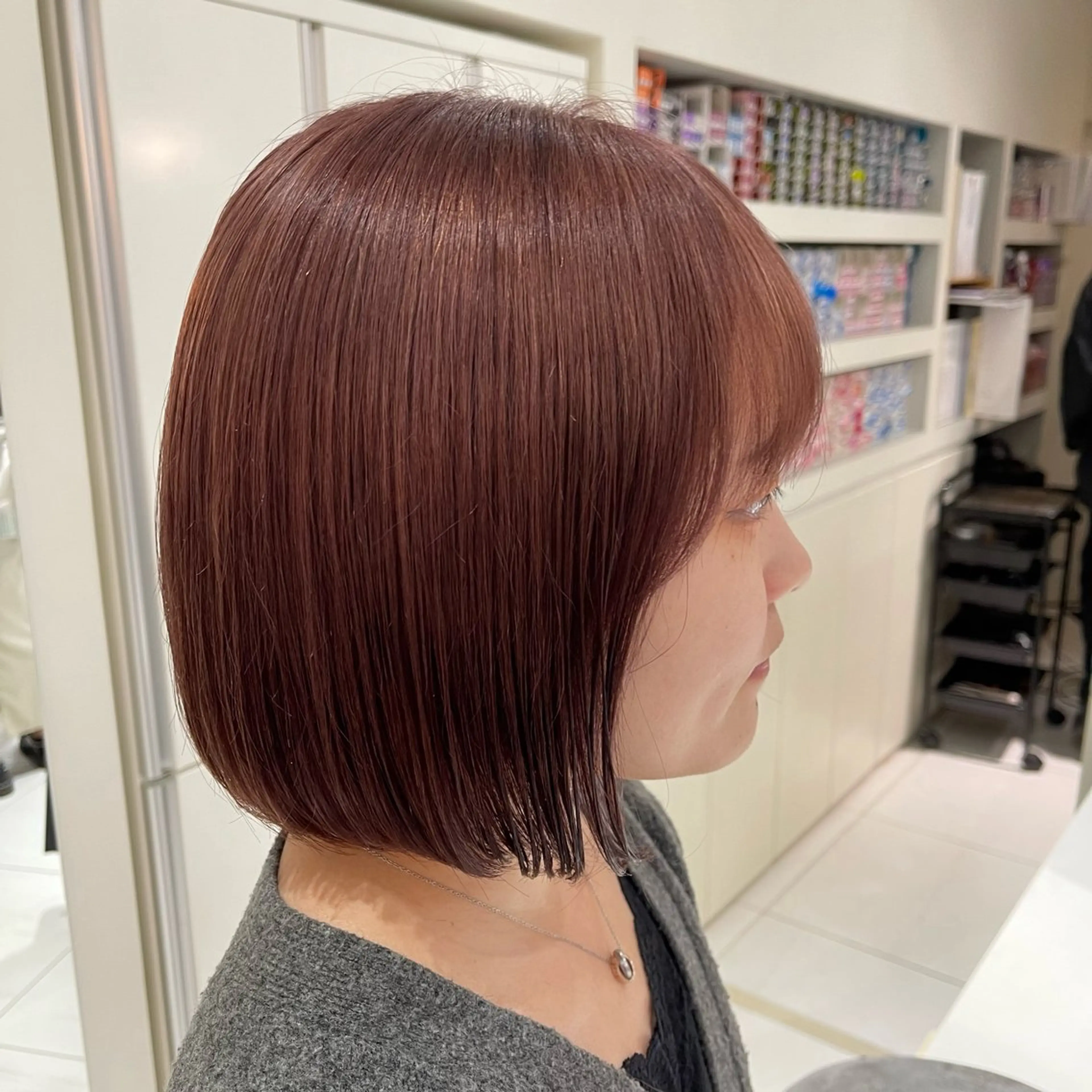 ショート 由比藤理子 ブリーチカラー🌈のヘアスタイル