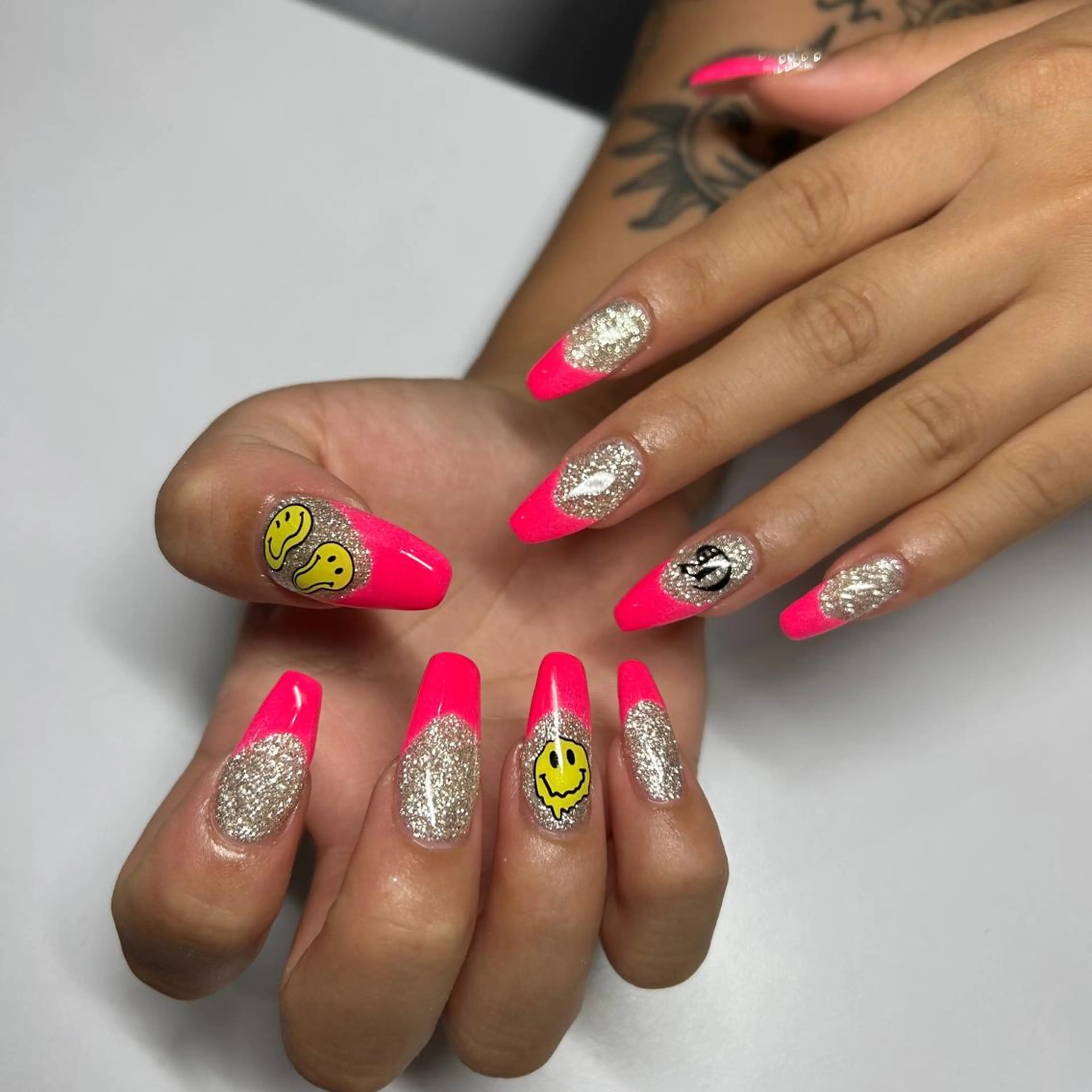 ネイル y's　beauty 京橋店のネイルデザイン