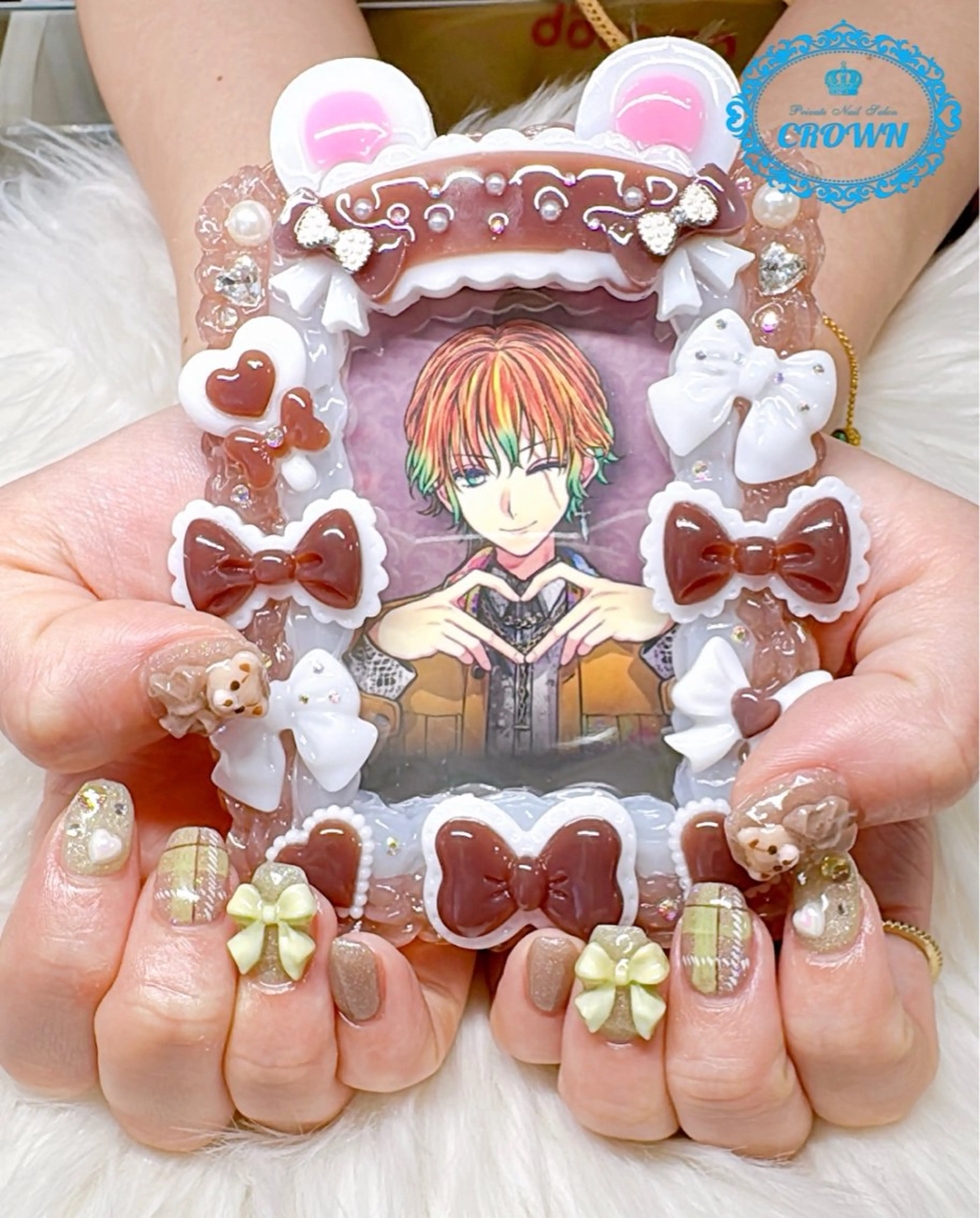 ネイル CROWN プライベートサロンのネイルデザイン