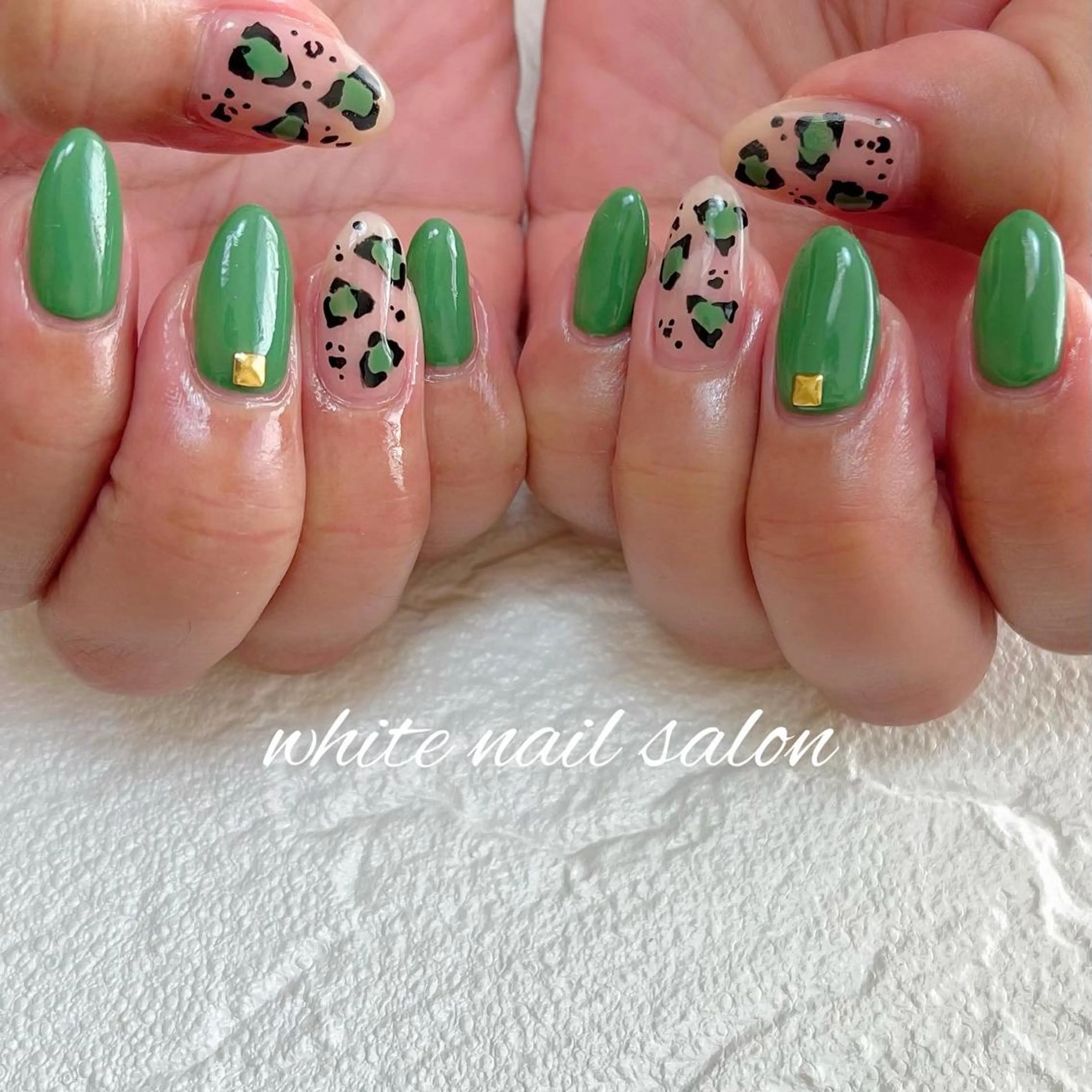 ネイル フットネイル ジェルネイル ハードジェル ラメ(グリッター) 持ち込み ハンドネイル white nail salonのネイルデザイン