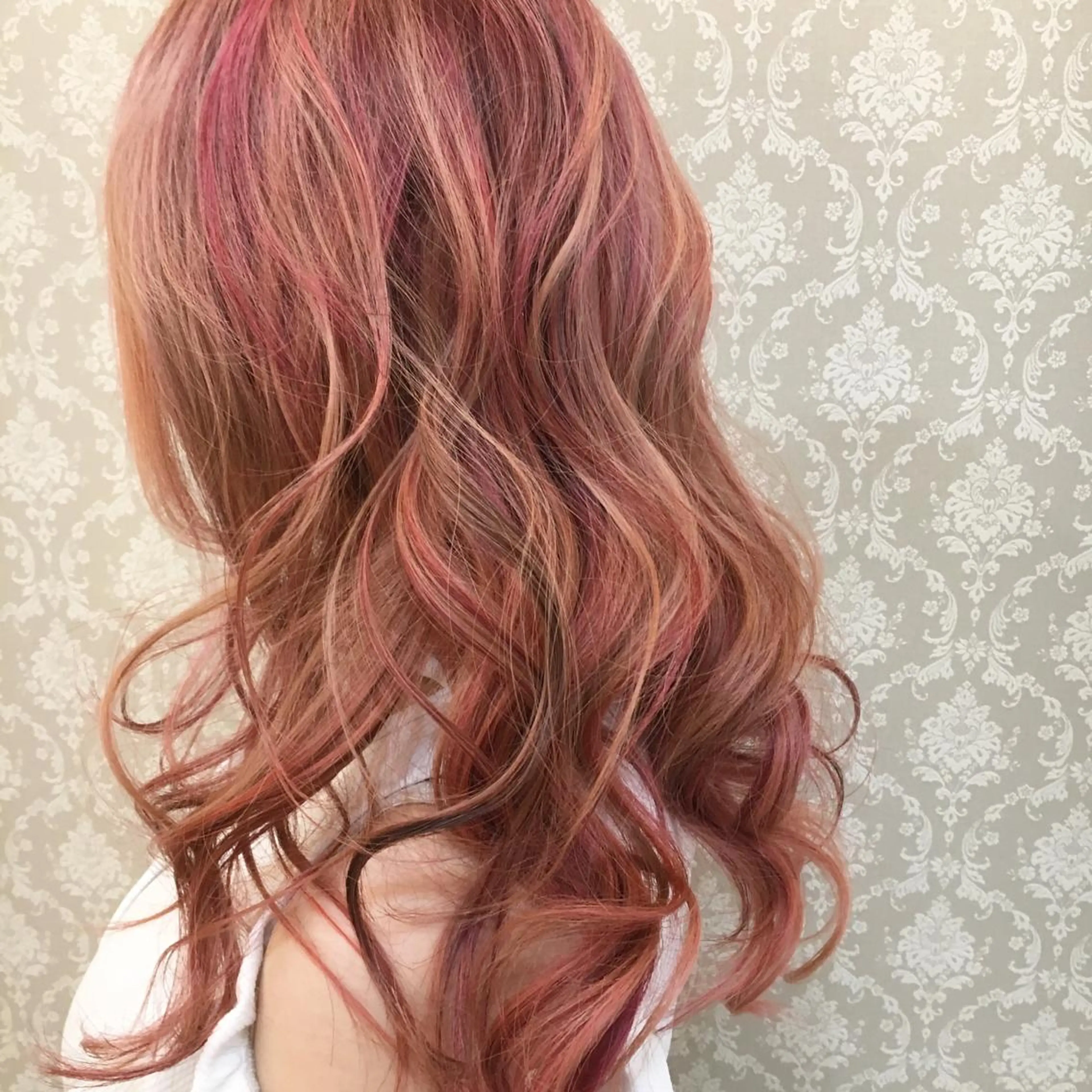 カラー ハイライトカラー ピンクカラー シアーピンク ササキ トモシのヘアスタイル