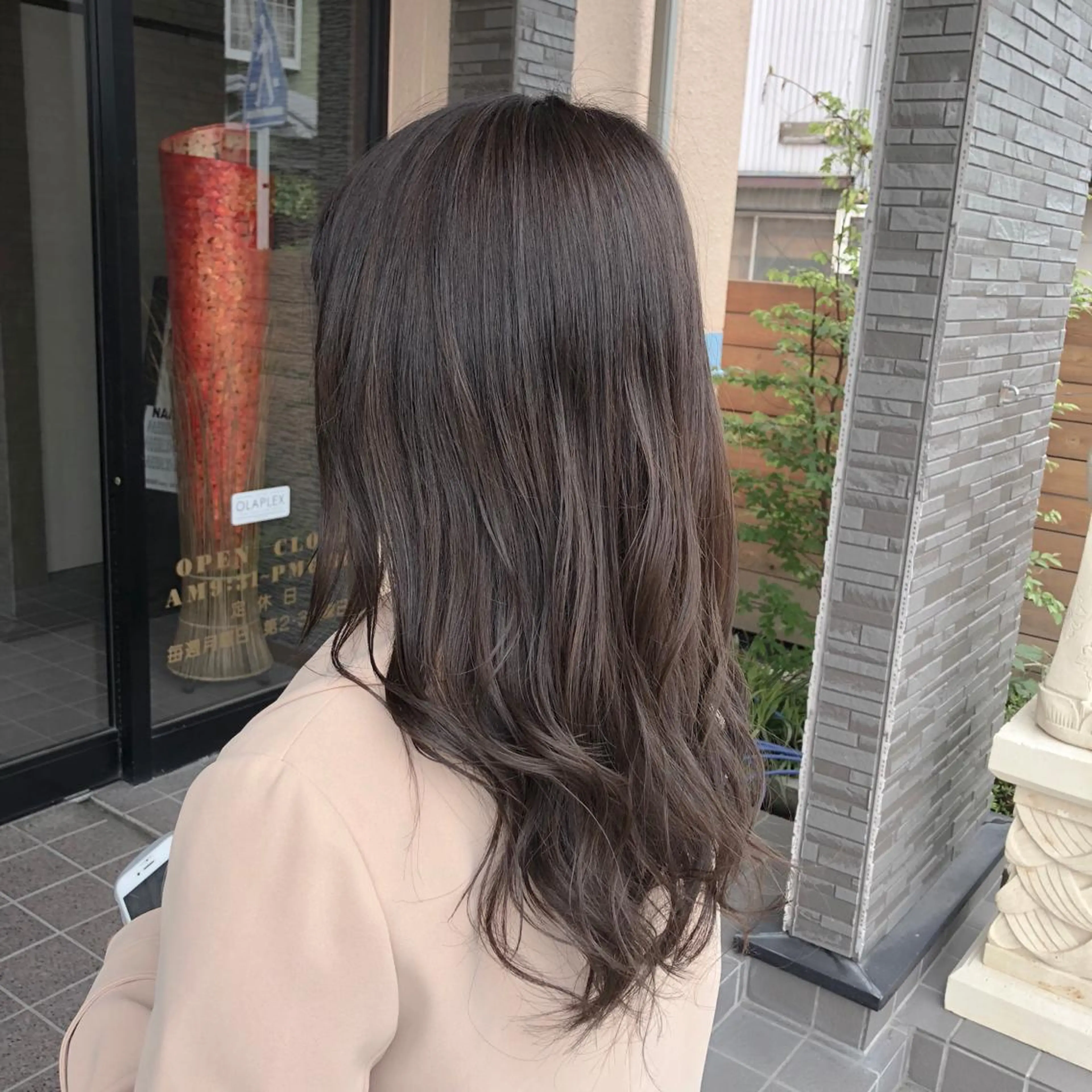 セミロング カラー アッシュ ベージュカラー 4-rest garden （フォーレストガーデン）所属・金井 直樹のヘアスタイル