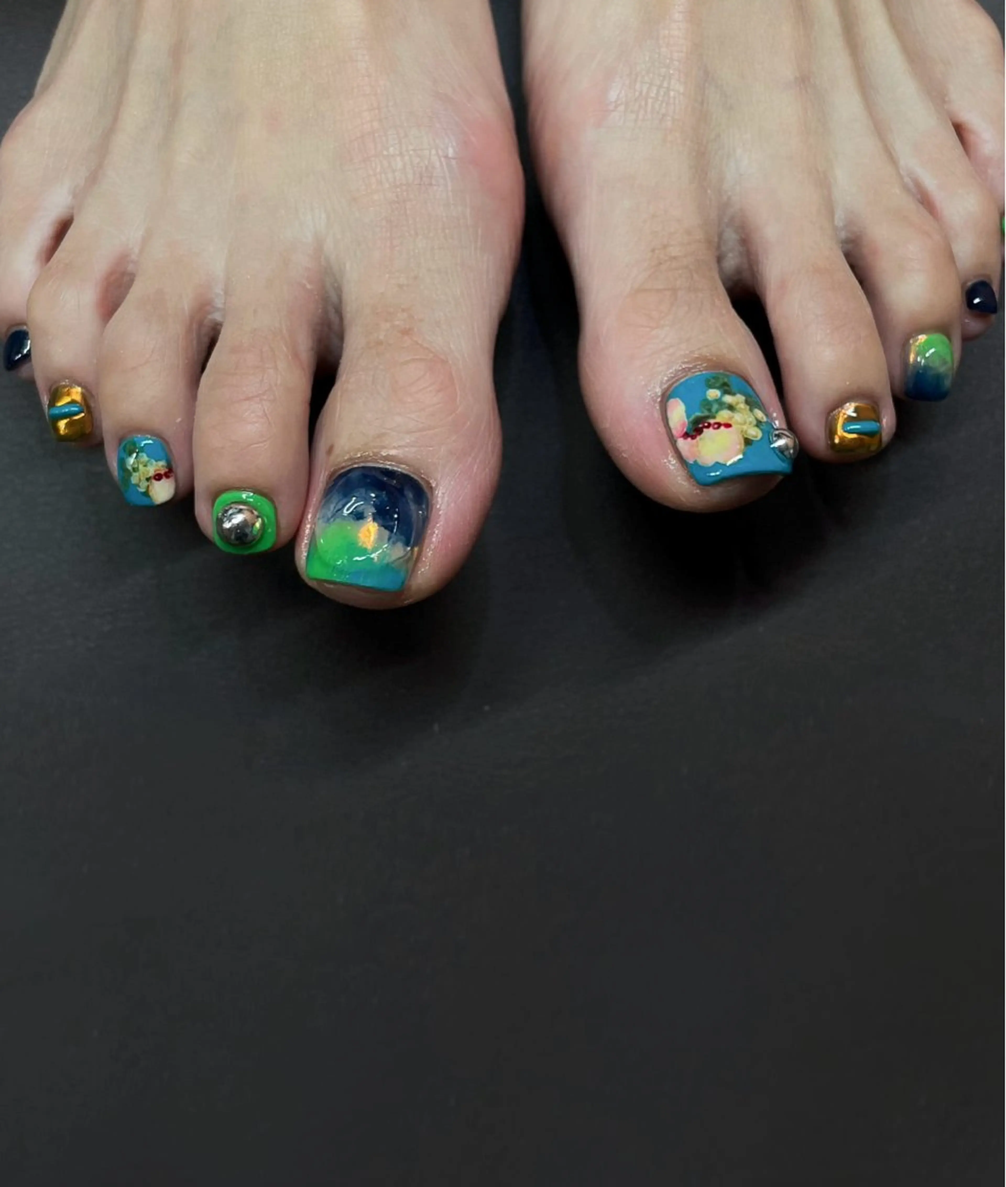 ネイル アートネイル フットネイル F room 表参道のネイルデザイン