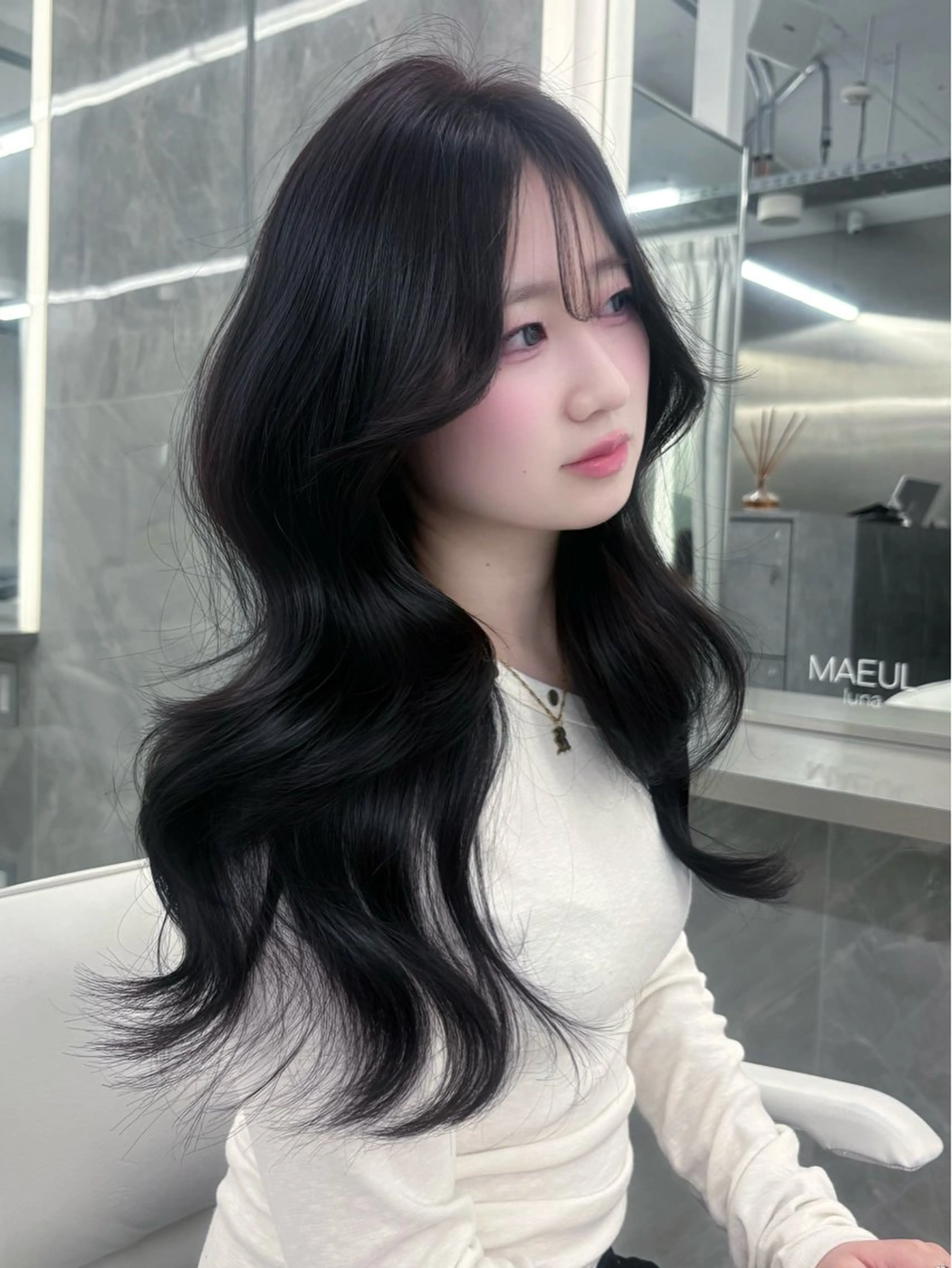 ロング カラー ヘアカラー MAEUL NAGOYA所属・⛓ワンホンレイヤー 🥀🖤/あいりのヘアスタイル