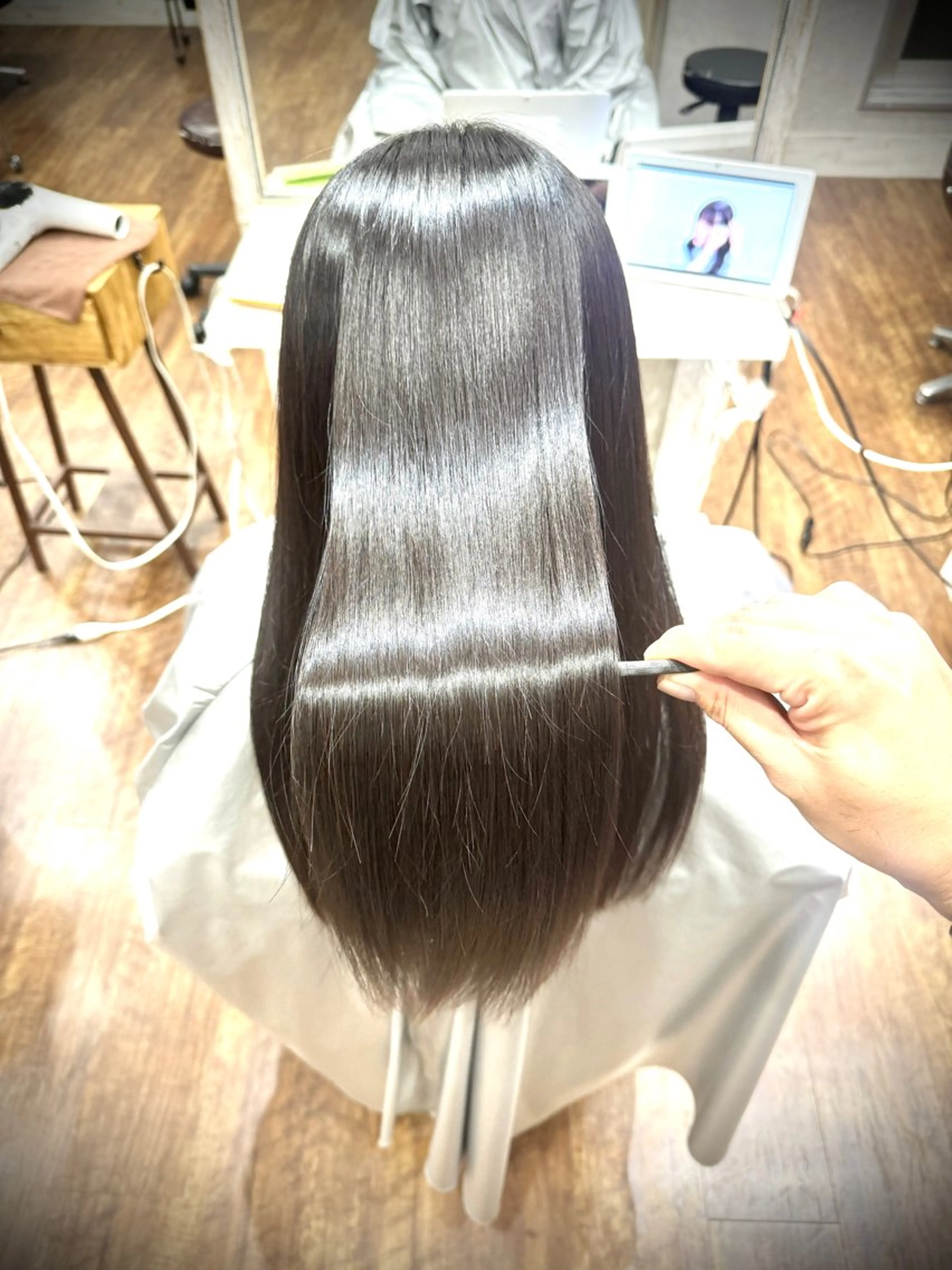 ミディアム 髪質改善 ルスリー守山店所属・髪質改善美容師 🌟塚本のヘアスタイル