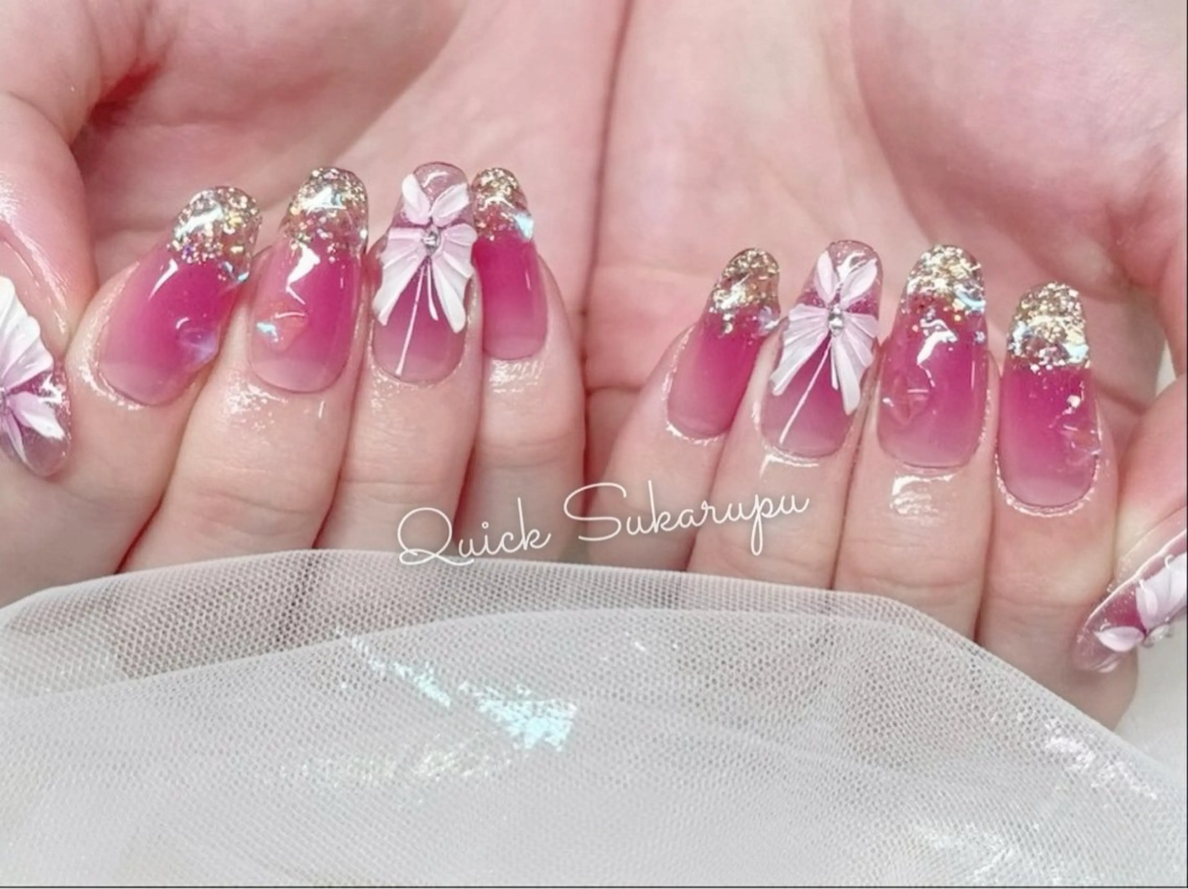 ミディアム ハンドネイル Quick Sukarupu 高田馬場店所属・Quick Sukarupuのネイルデザイン