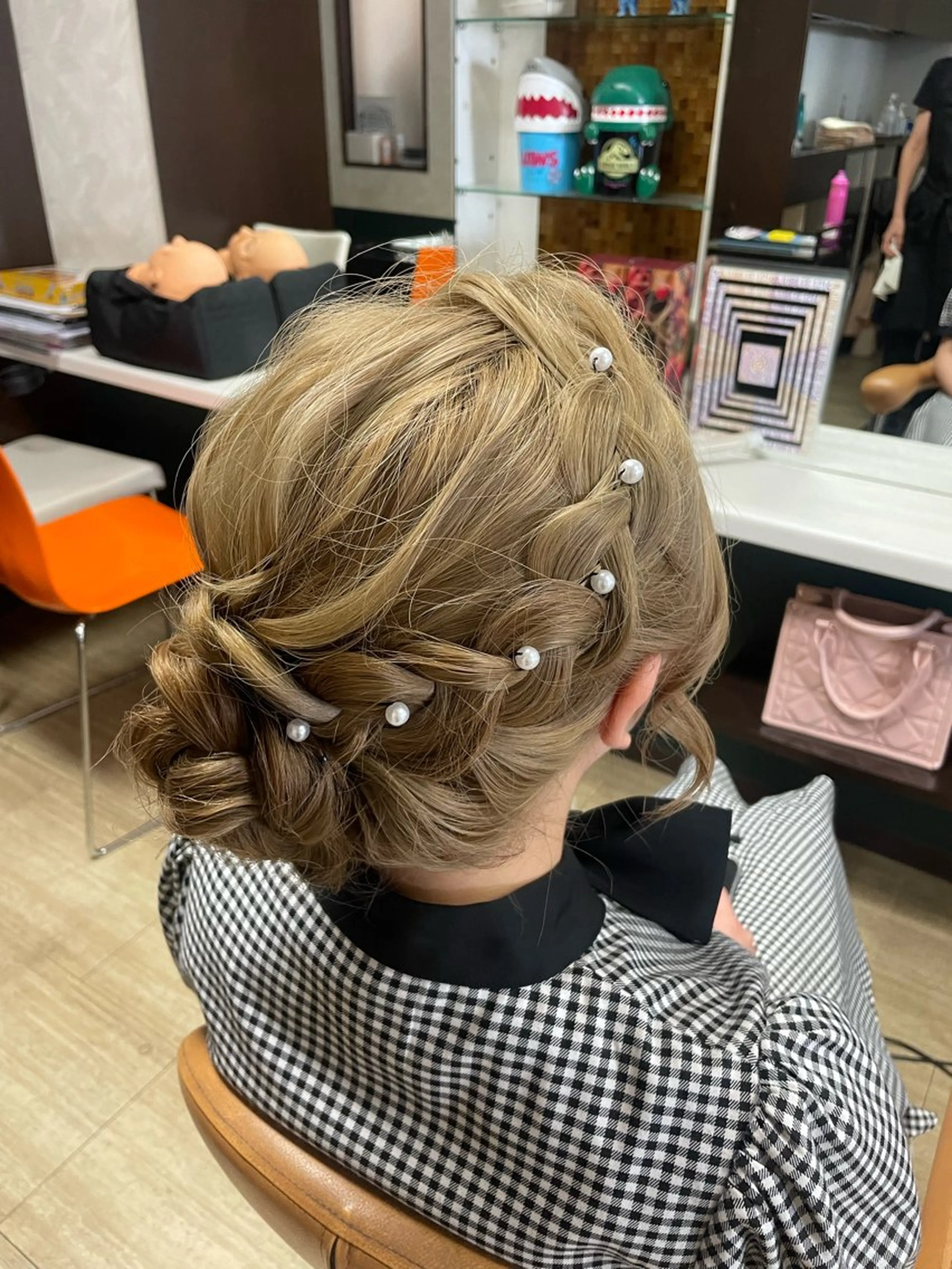 ロング ヘアアレンジ 徳留 もも花のヘアスタイル