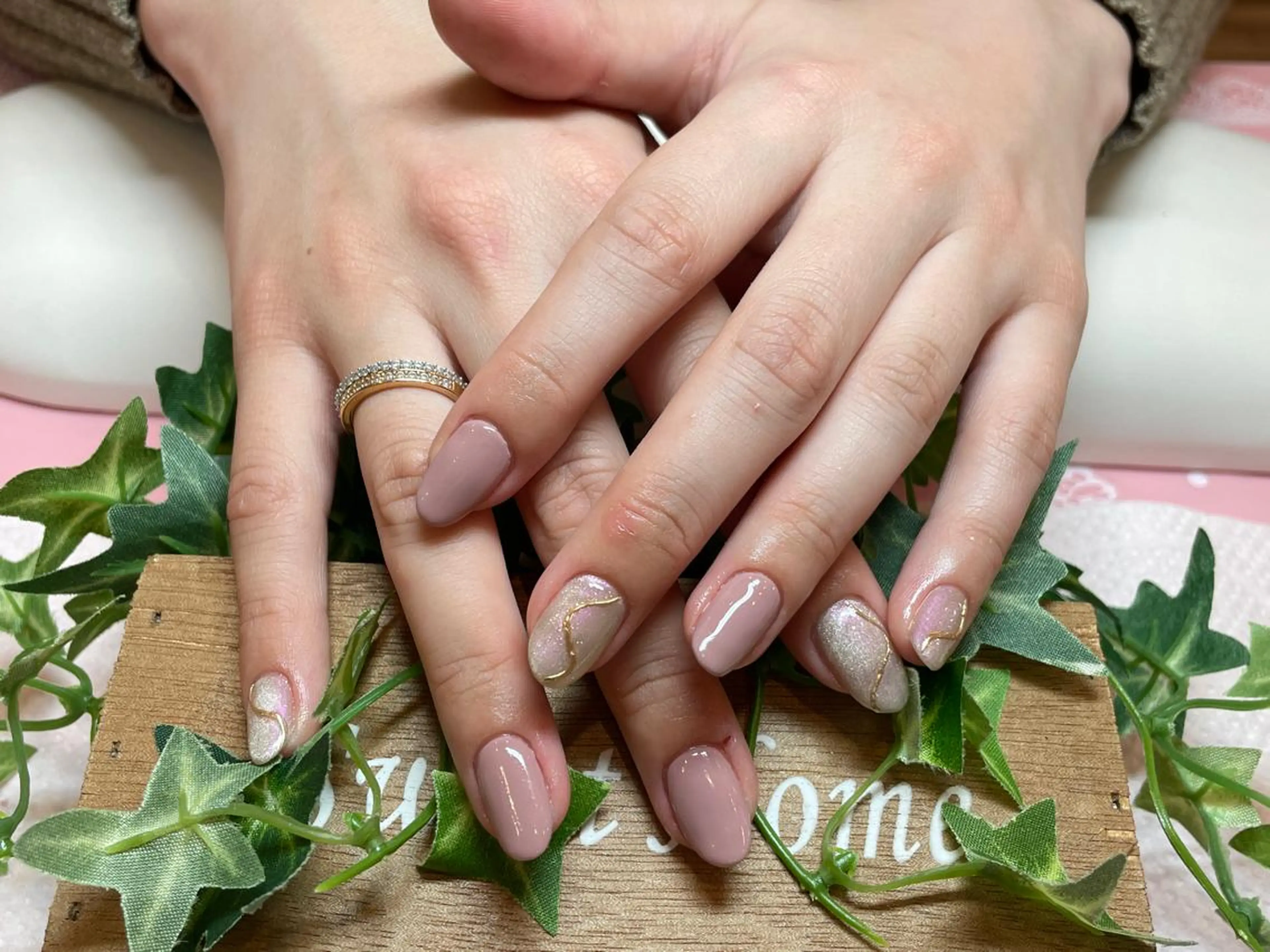 ネイル Ui_Amor (パラジェル)のネイルデザイン