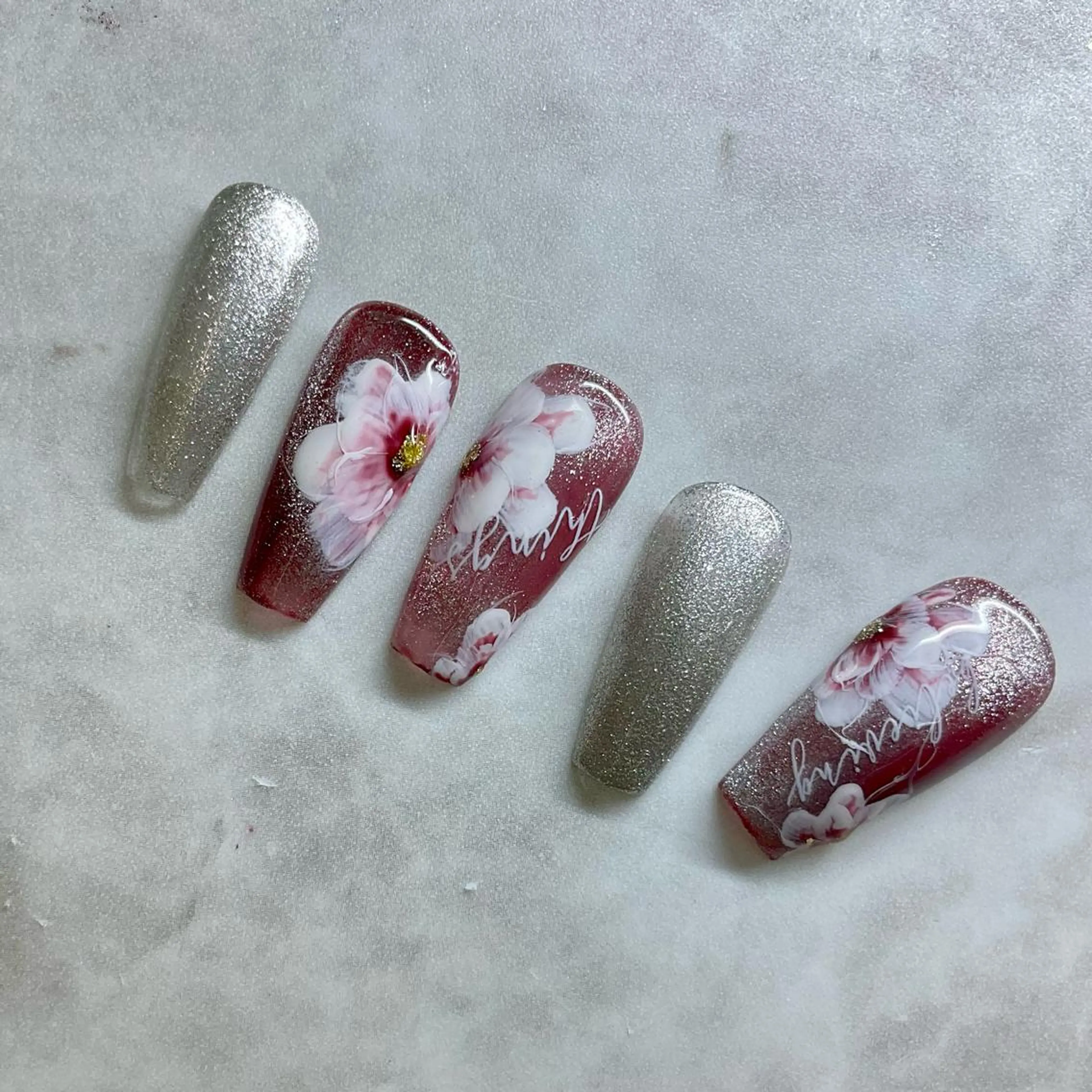 ネイル nail Eclat所属・志賀野 美喜のネイルデザイン