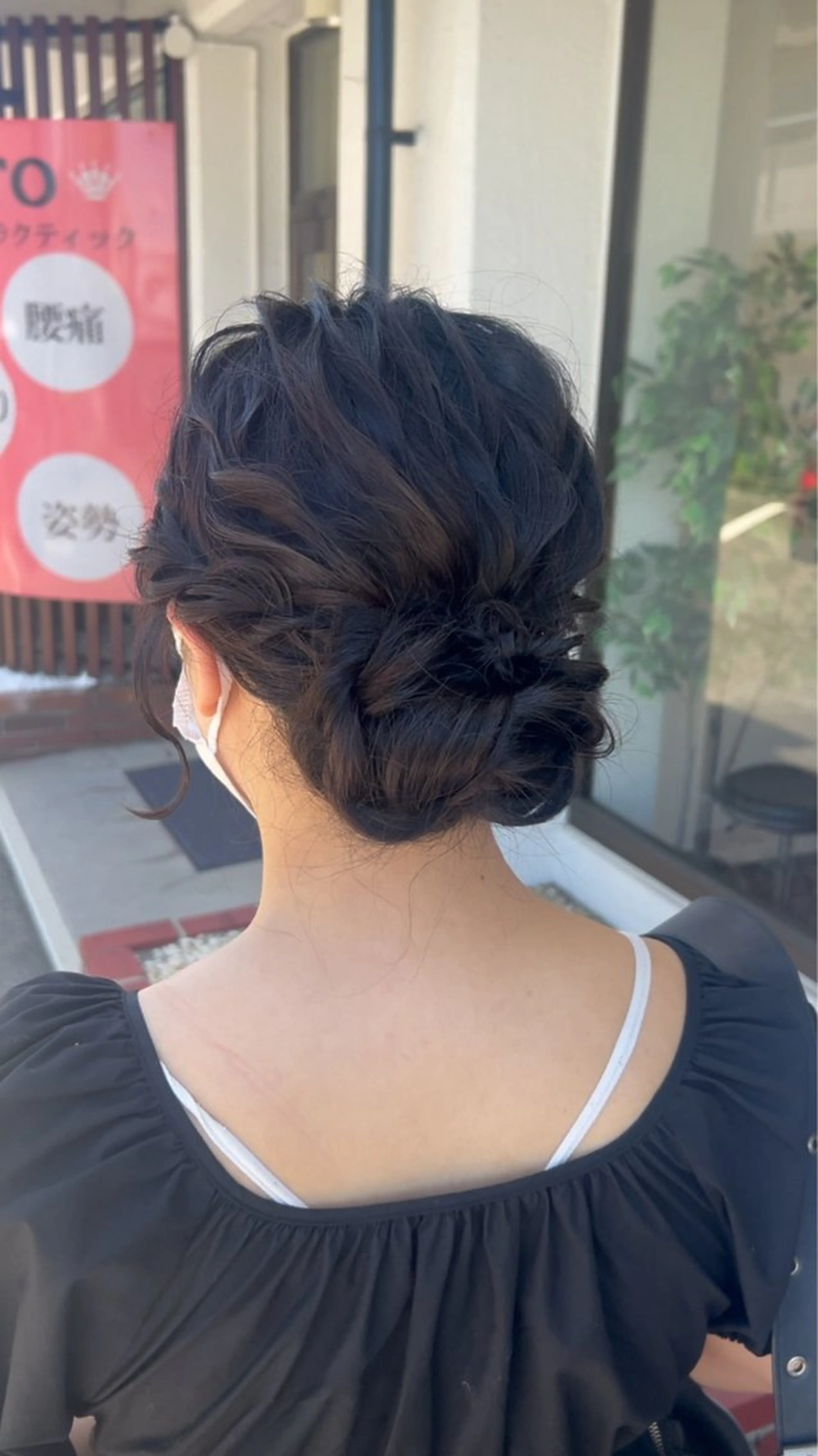 ミディアム ヘアアレンジ お団子ヘア ヘアセット 東尾 凜のヘアスタイル