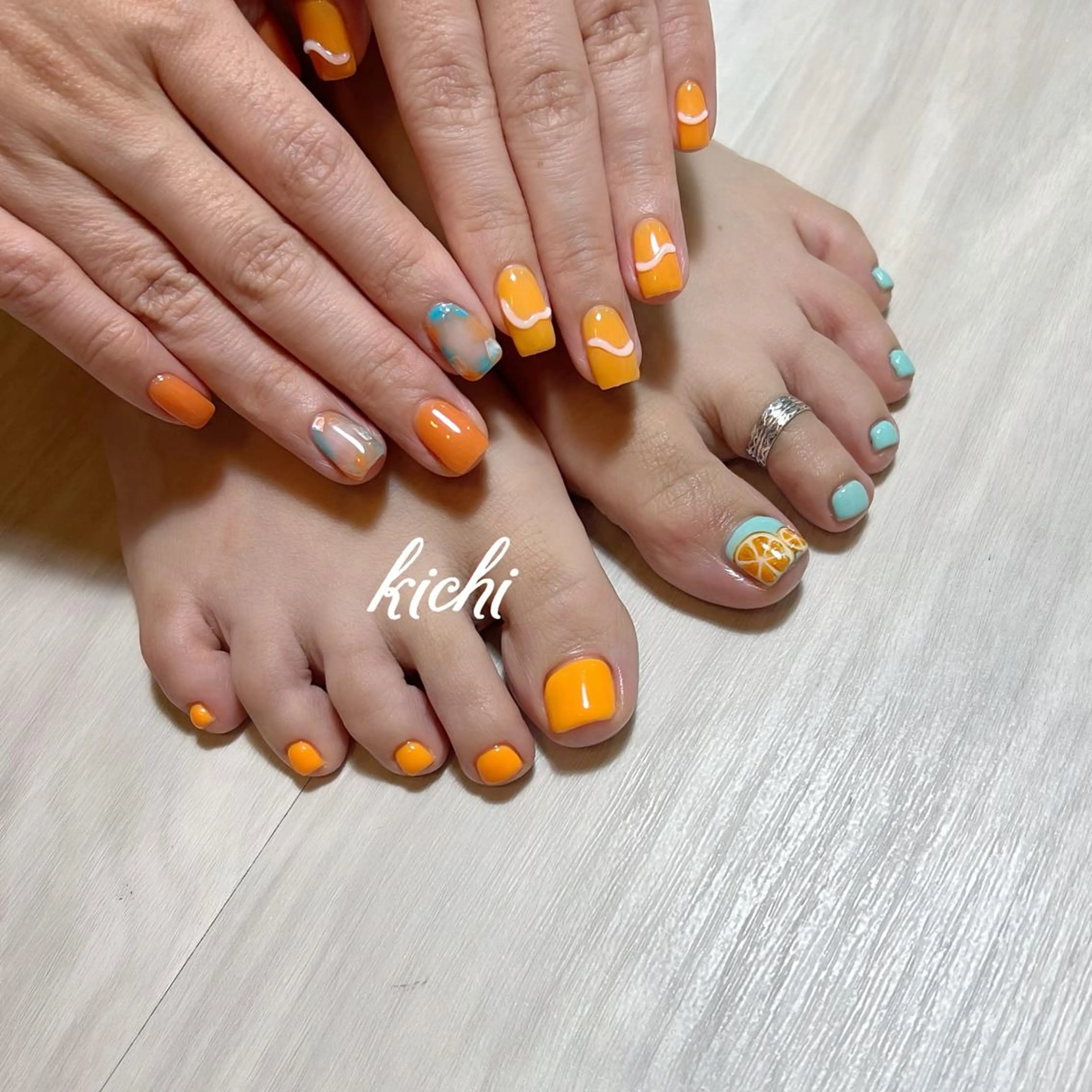 ネイル フットネイル ジェルネイル 持ち込み ニュアンスネイル オレンジ kichi･:* みじゅのネイルデザイン