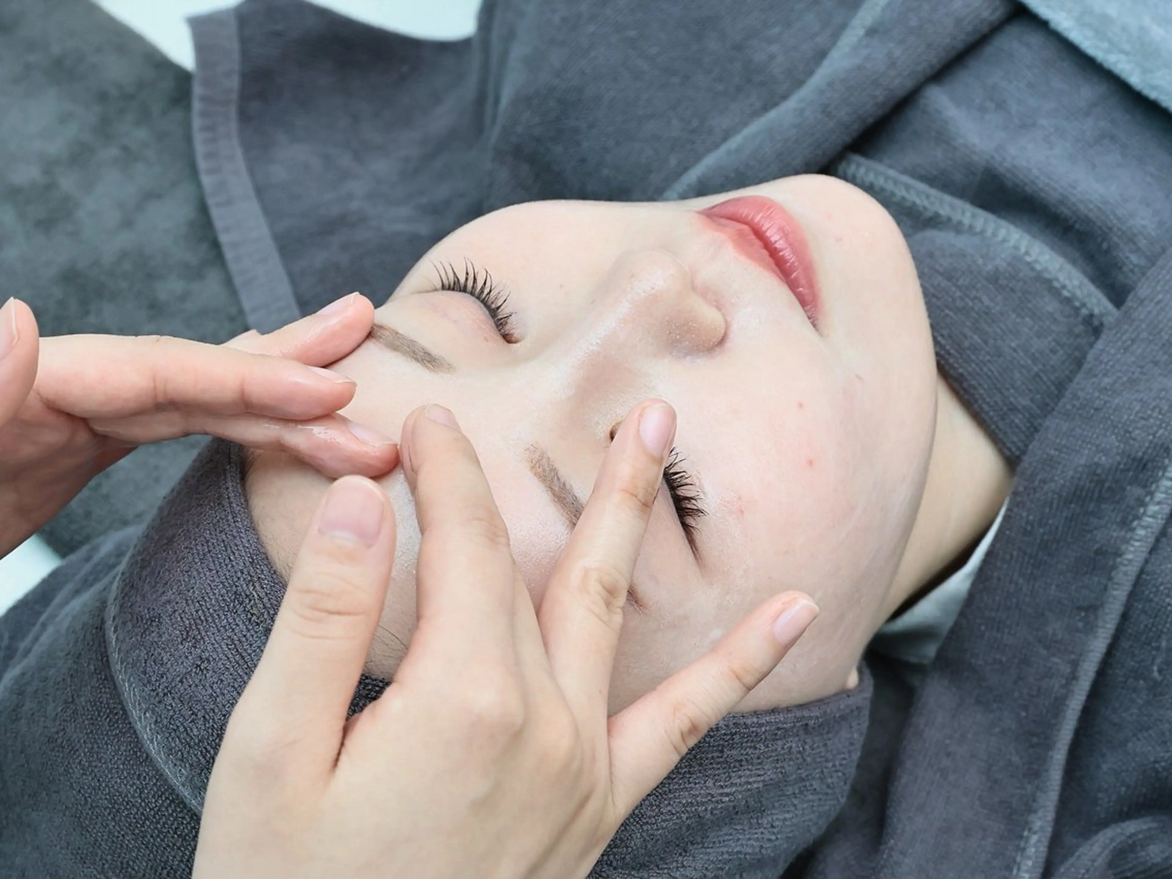 【U24歳】毛穴洗浄＋保湿鎮静パック【毛穴開き/黒ずみ/ニキビケア】の写真