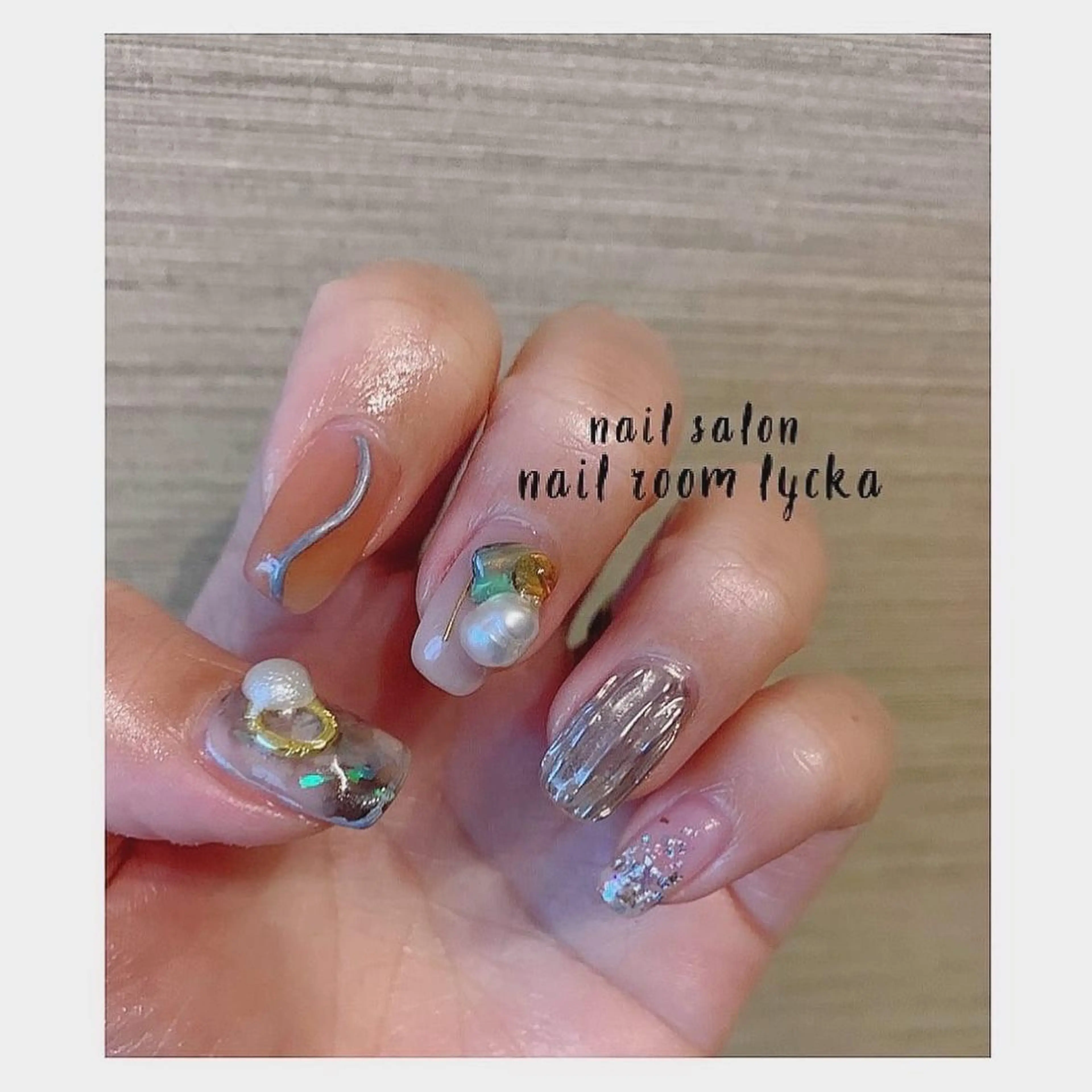 ネイル ﾈｲﾙﾙｰﾑﾘｯｶ 𝐦𝐚𝐲𝐮のネイルデザイン