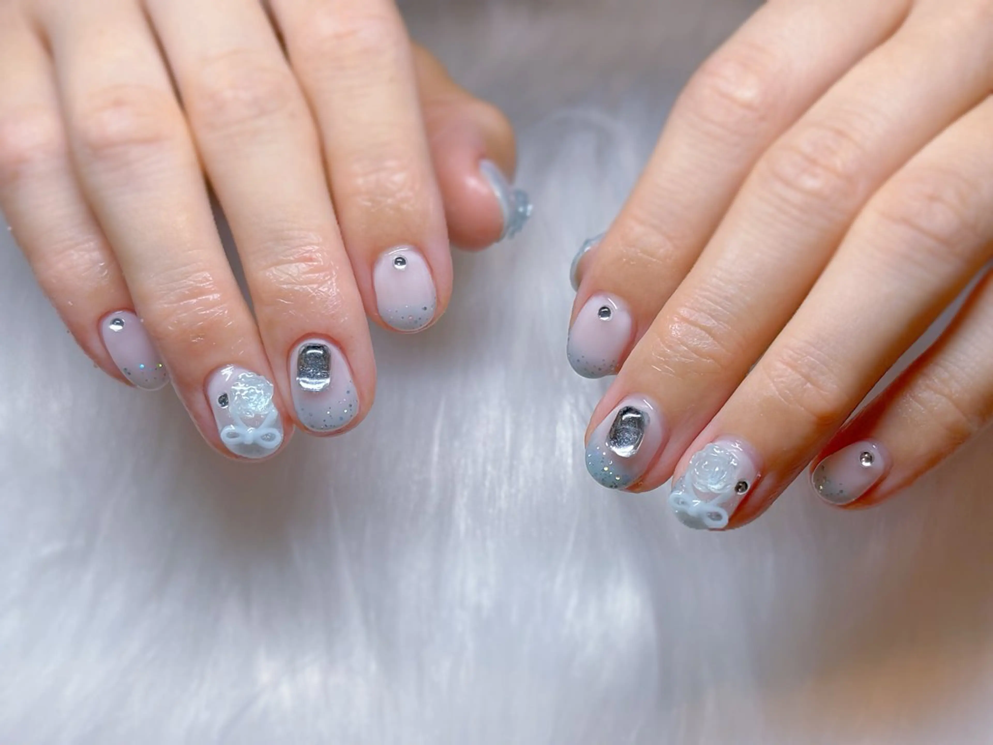 ネイル キラキラネイル 韓国ネイル ワンホンネイル peach nail ayakaのネイルデザイン