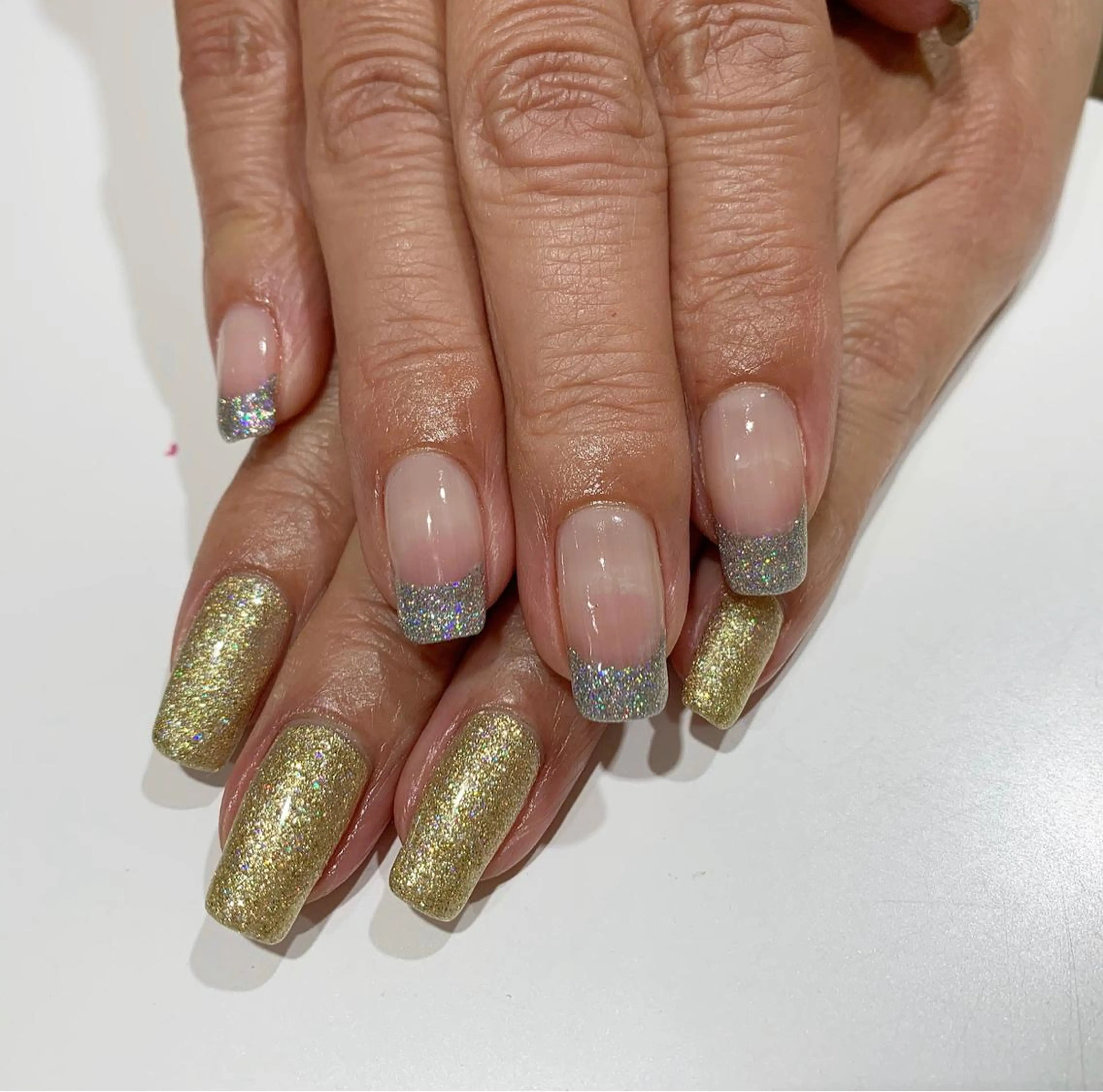 ネイル フレンチネイル ワンカラーネイル 佐藤 穂乃香のネイルデザイン