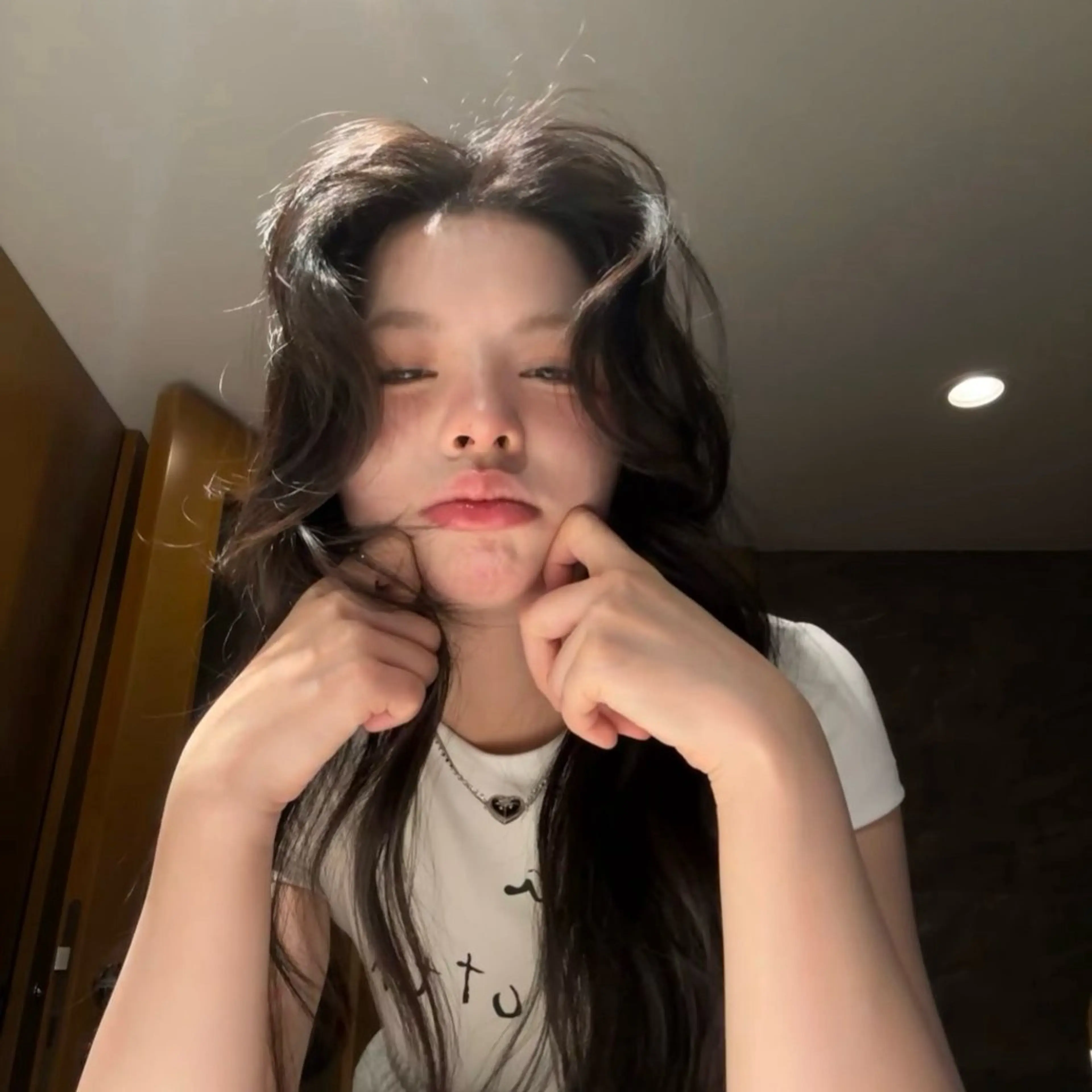 カラー 透明感ベージュ🤎 ナチュラルレイヤーのヘアスタイル