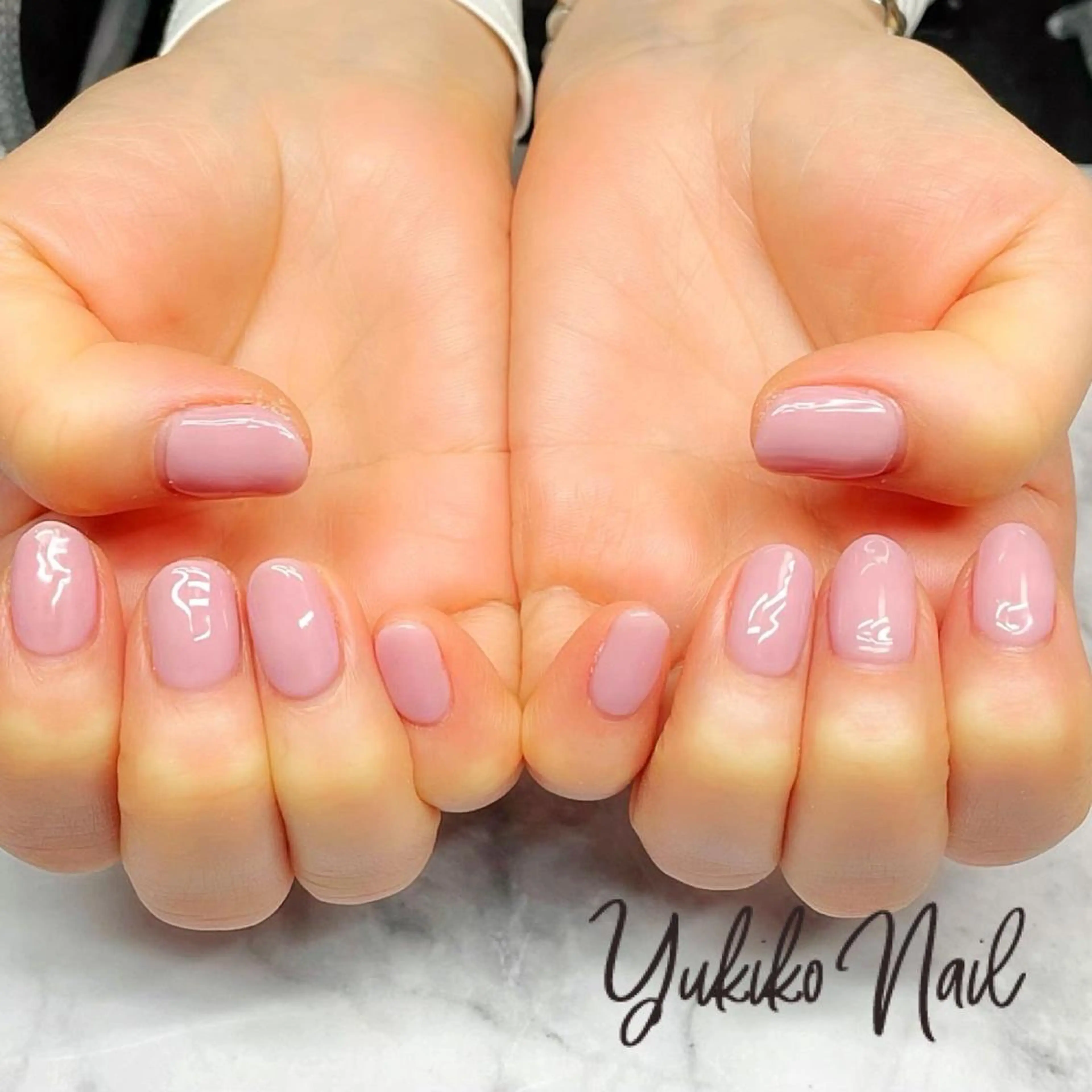 ネイル ワンカラーネイル ハンドネイル ユキコ ネイルのネイルデザイン