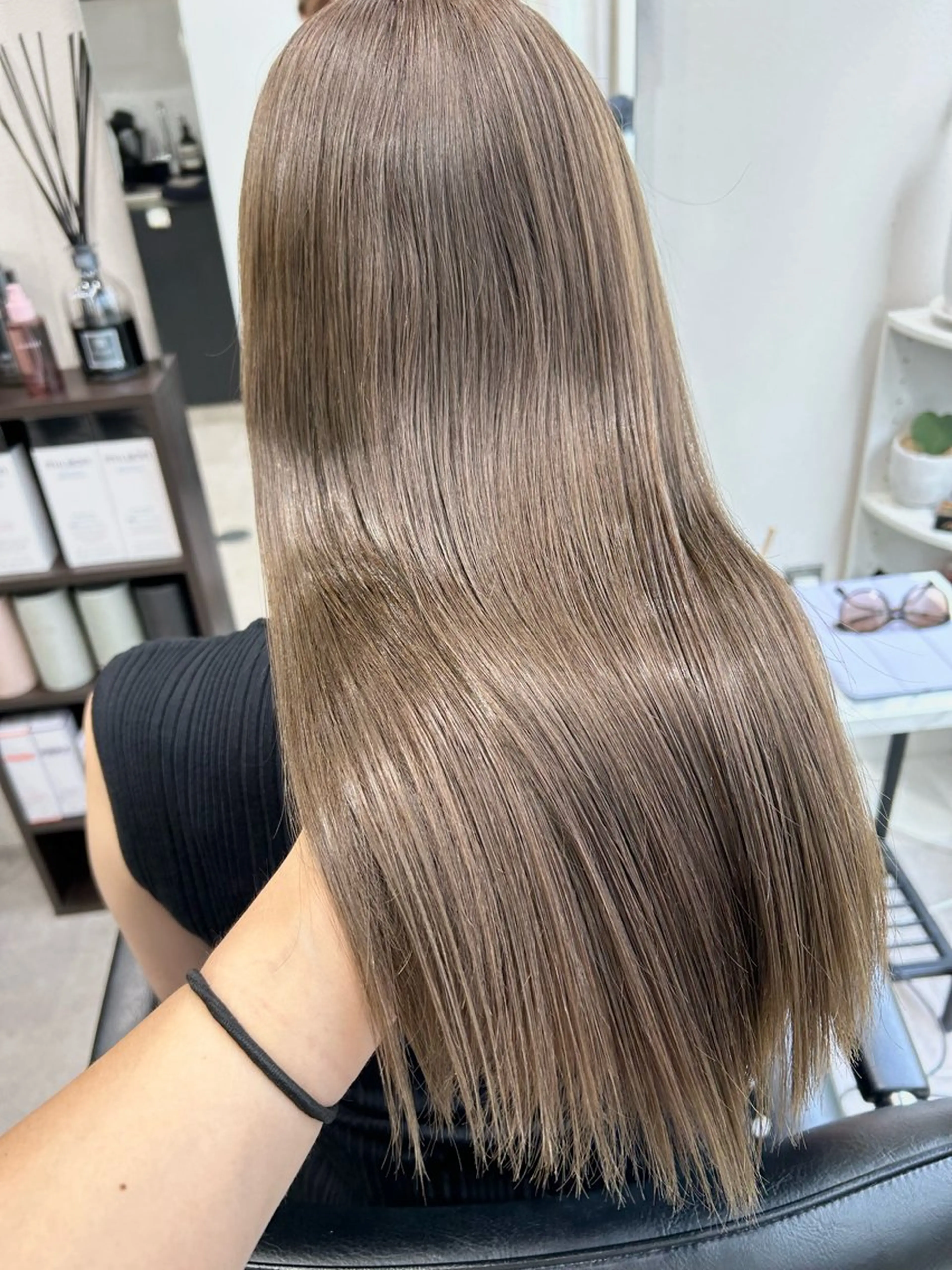 ロング カラー ヘアカラー 髪質改善will hairdesignのヘアスタイル